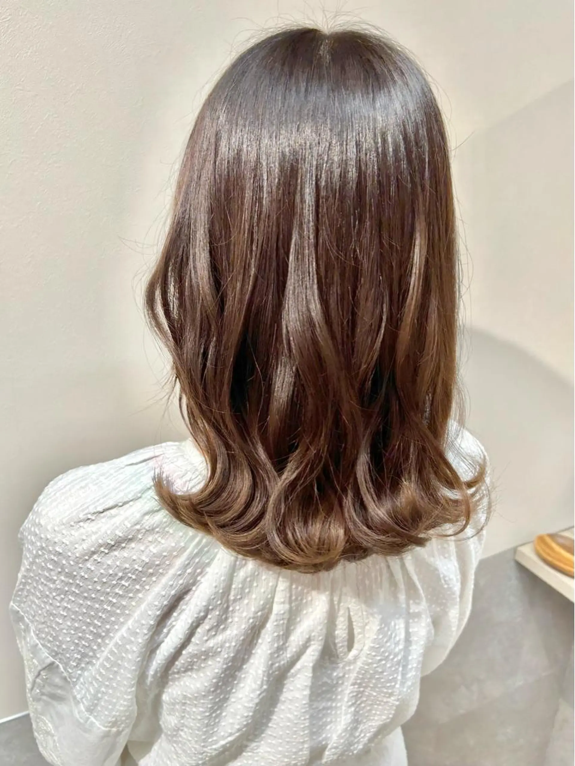 セミロング トリートメント 西 めぐみのヘアスタイル