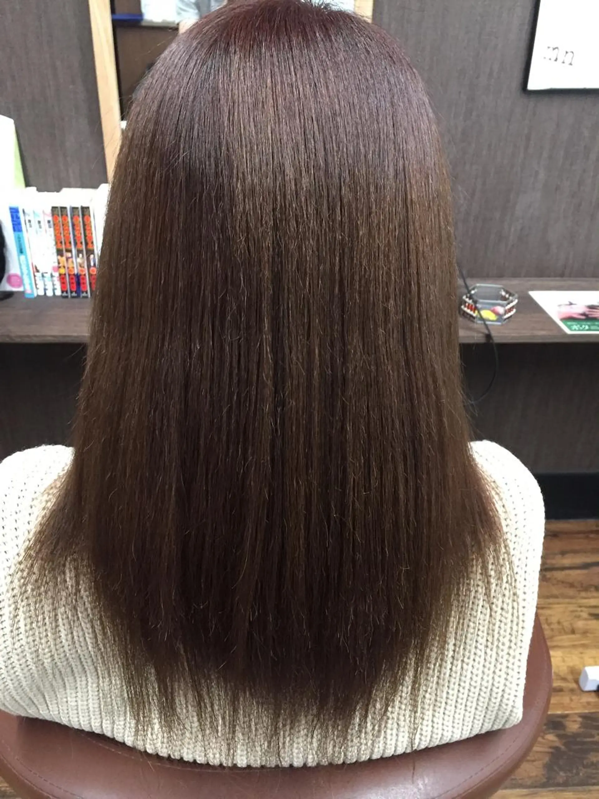 ミディアム カット 縮毛矯正 香川 裕基のヘアスタイル