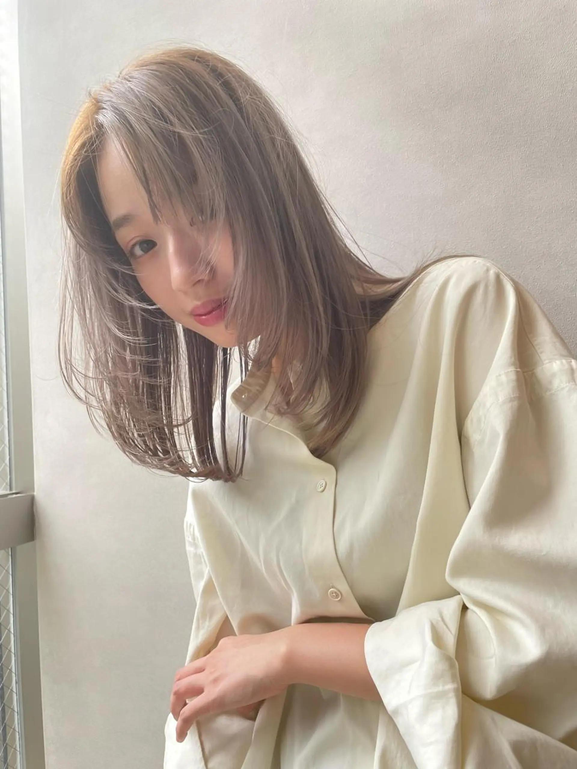 セミロング 鈴木 つかさのヘアスタイル