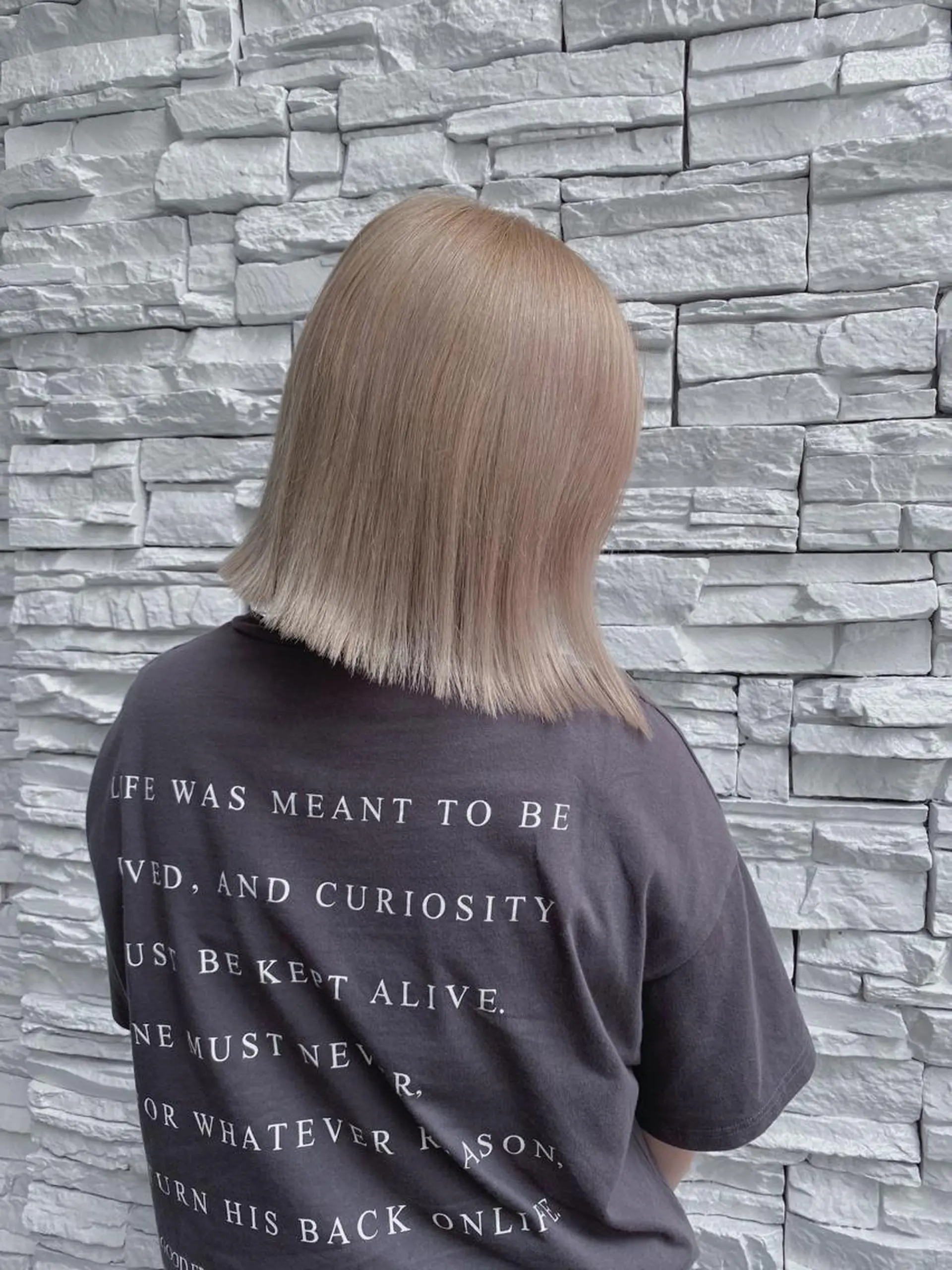 ショート カラー ヘアアレンジ ハイトーンカラー 🧡梅田ハイトーン カラー🧡runaのヘアスタイル