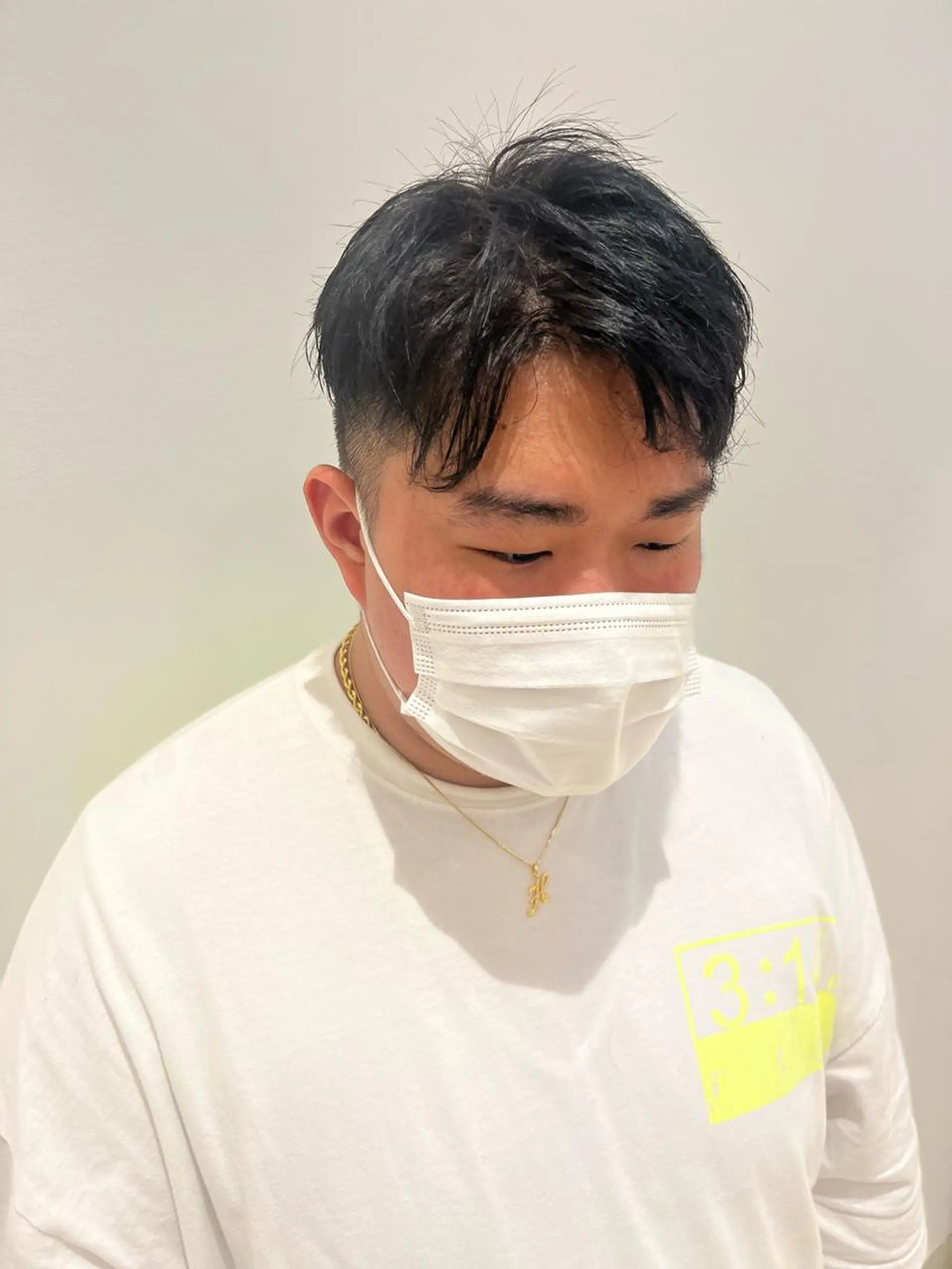 メンズ カット 🐺ウルフ× ハイトーン🐺MOEのヘアスタイル