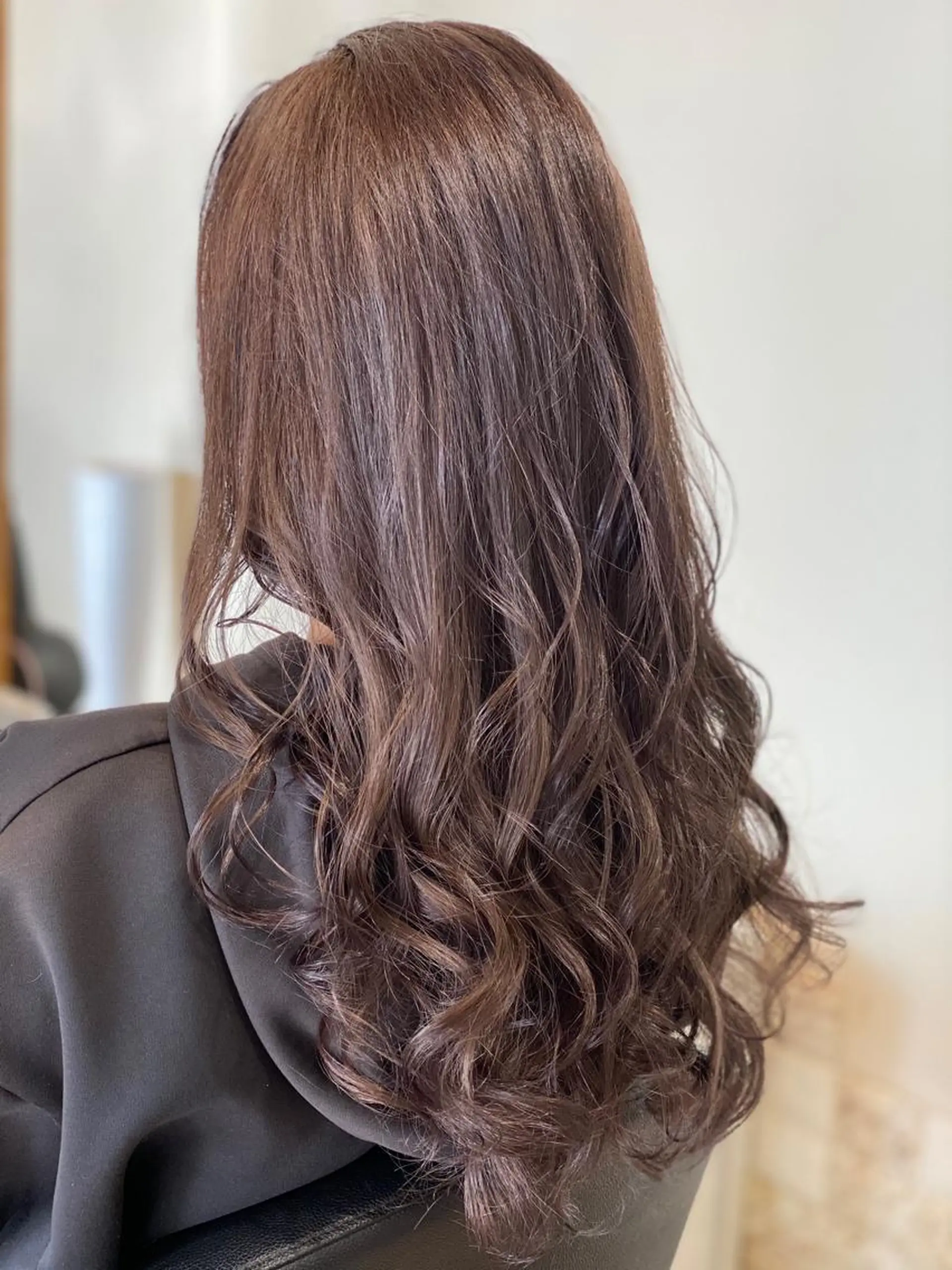 ロング カラー 関口 友行のヘアスタイル