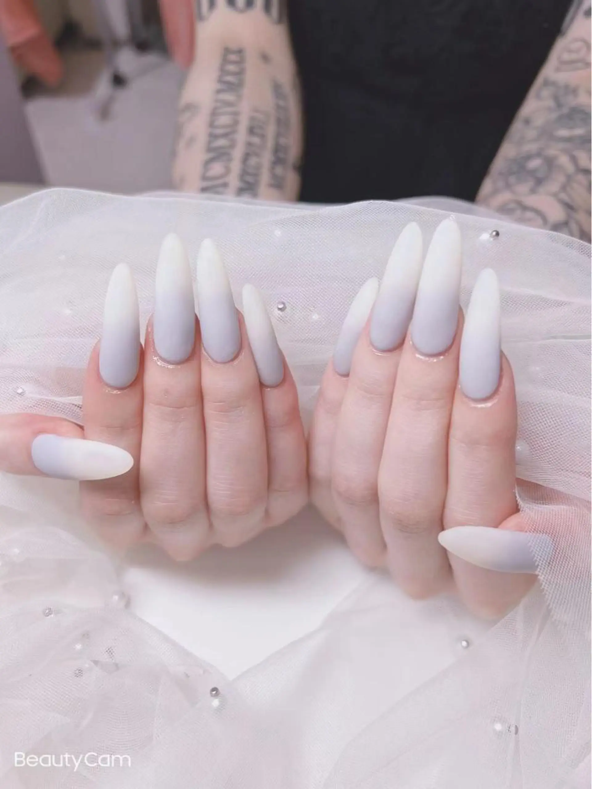 ネイル エンジェル ヒーリング 矢場町店のネイルデザイン