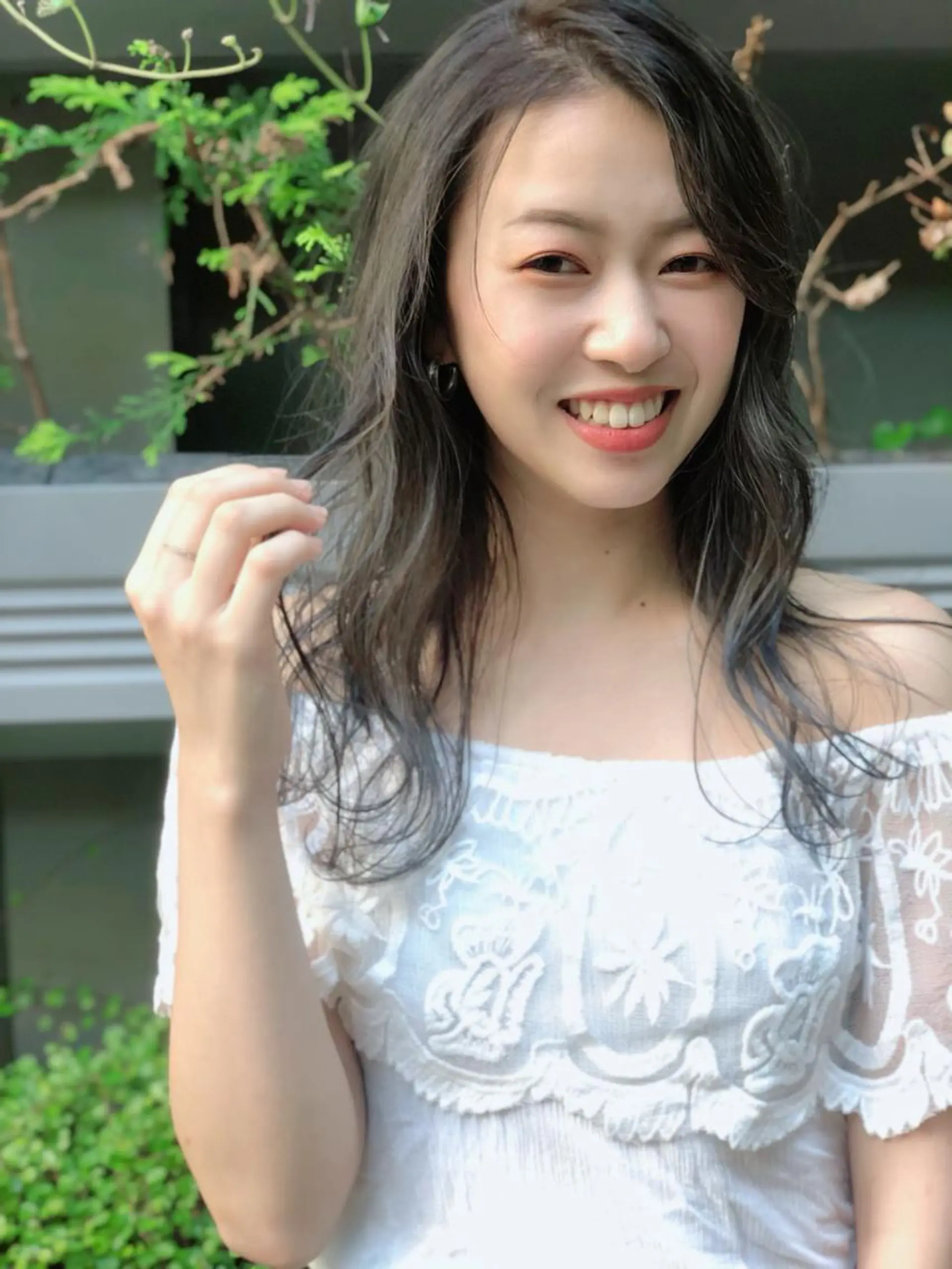 セミロング カラー 能登谷 きよのヘアスタイル