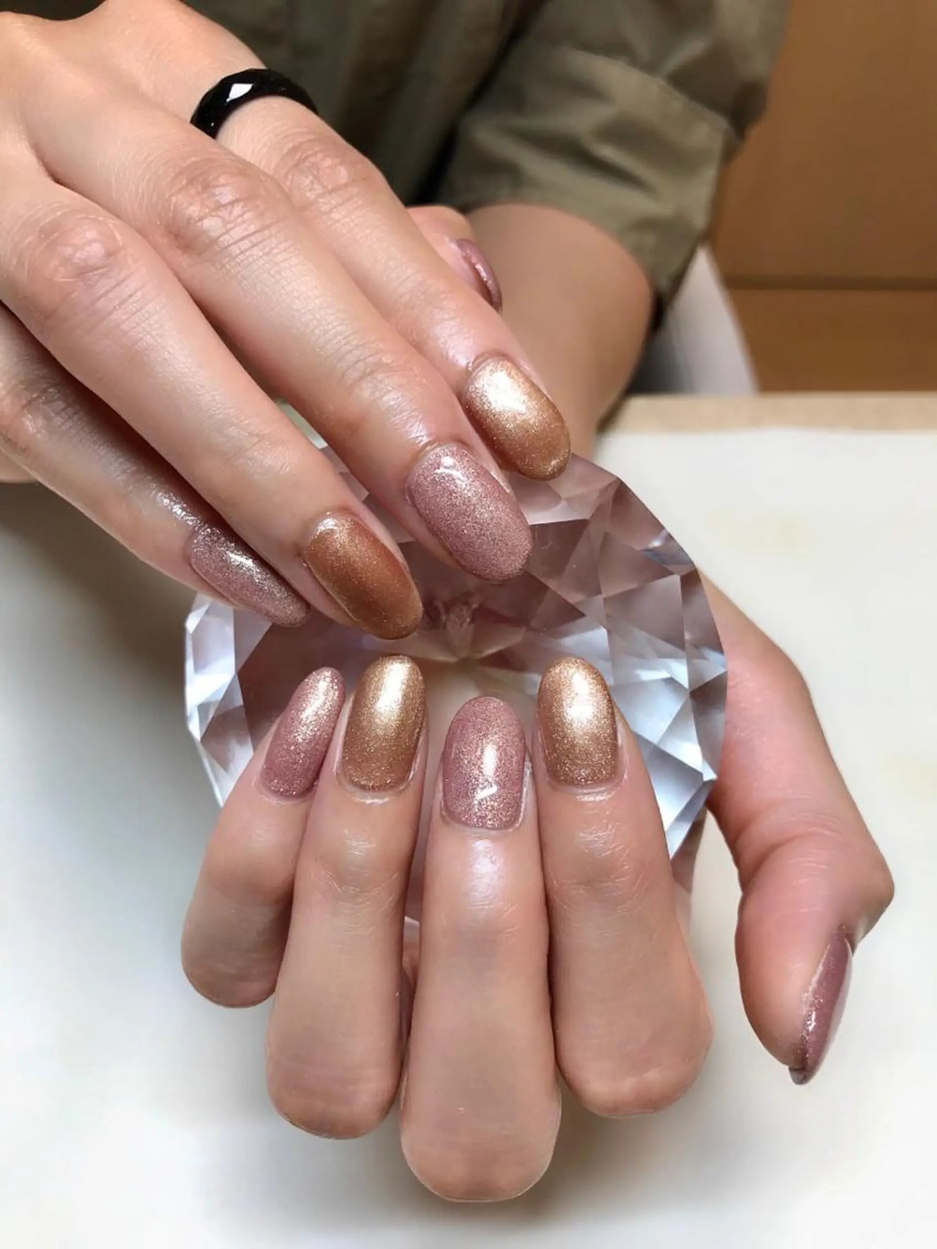 ネイル ラメ(グリッター) 'mm所属・'mm  (ミリ) ＭＡＮＡＭＩのネイルデザイン