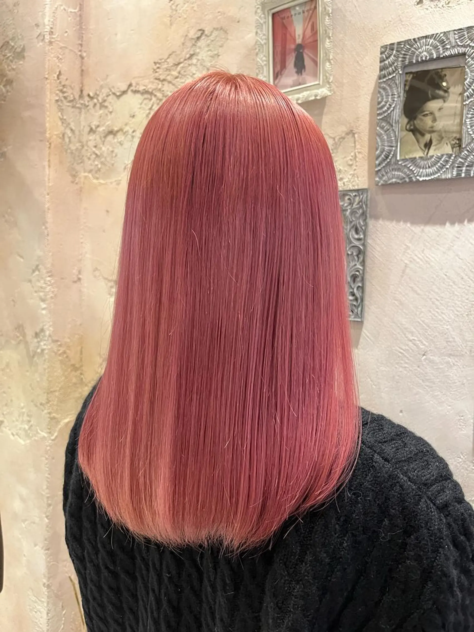 ロング 顔まわりレイヤー 顔周りカット 髪質改善 韓国風ヘア レイヤーカット 川井麻由🎀アイドル 量産🎀ピンクカラーのヘアスタイル