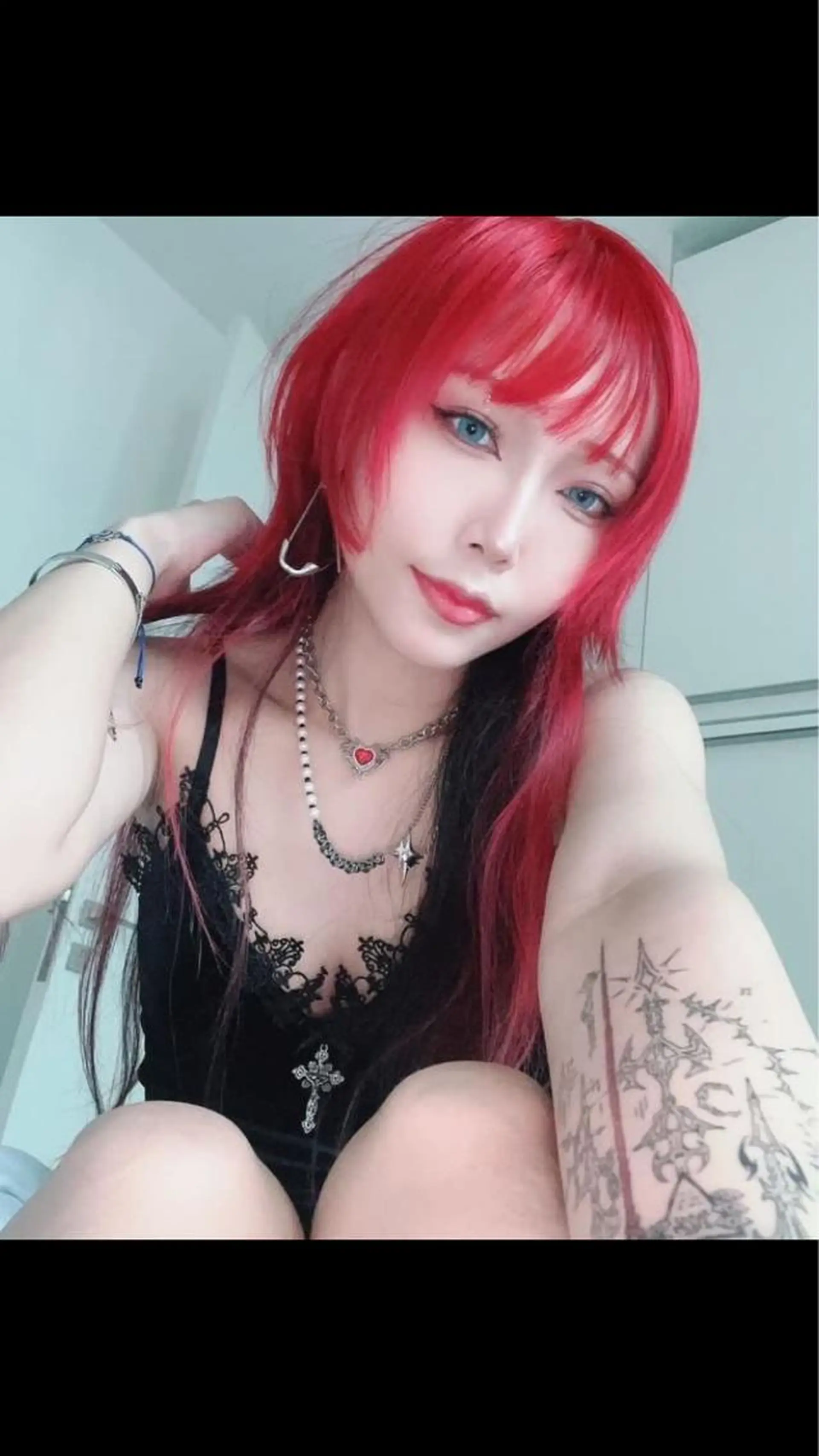 セミロング カラー レッドカラー ainico.所属・髪質改善　艶髪✨ Teppeiのヘアスタイル