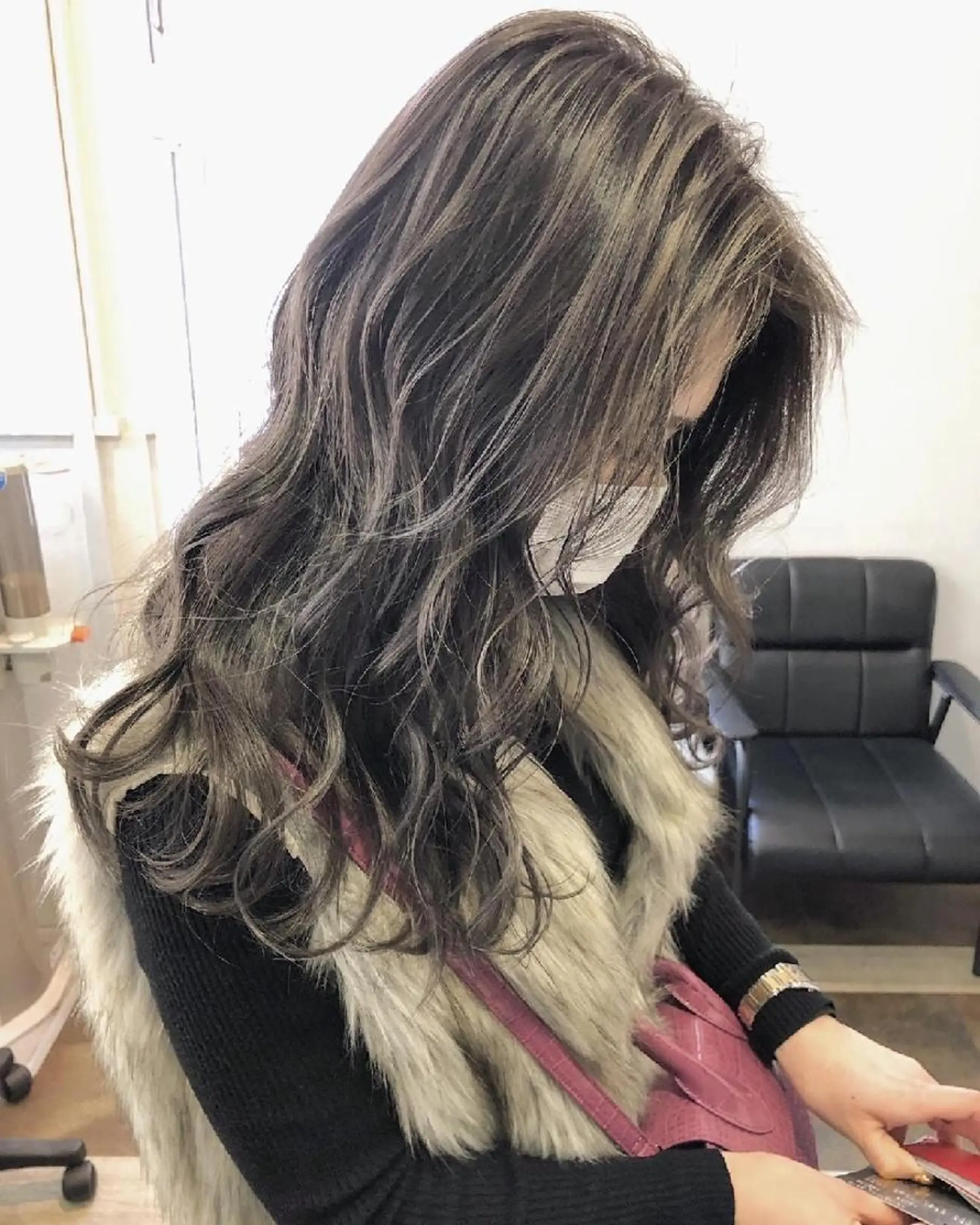 セミロング カラー ヘアアレンジ 透明感/レイヤー 🇰🇷tomonaのヘアスタイル