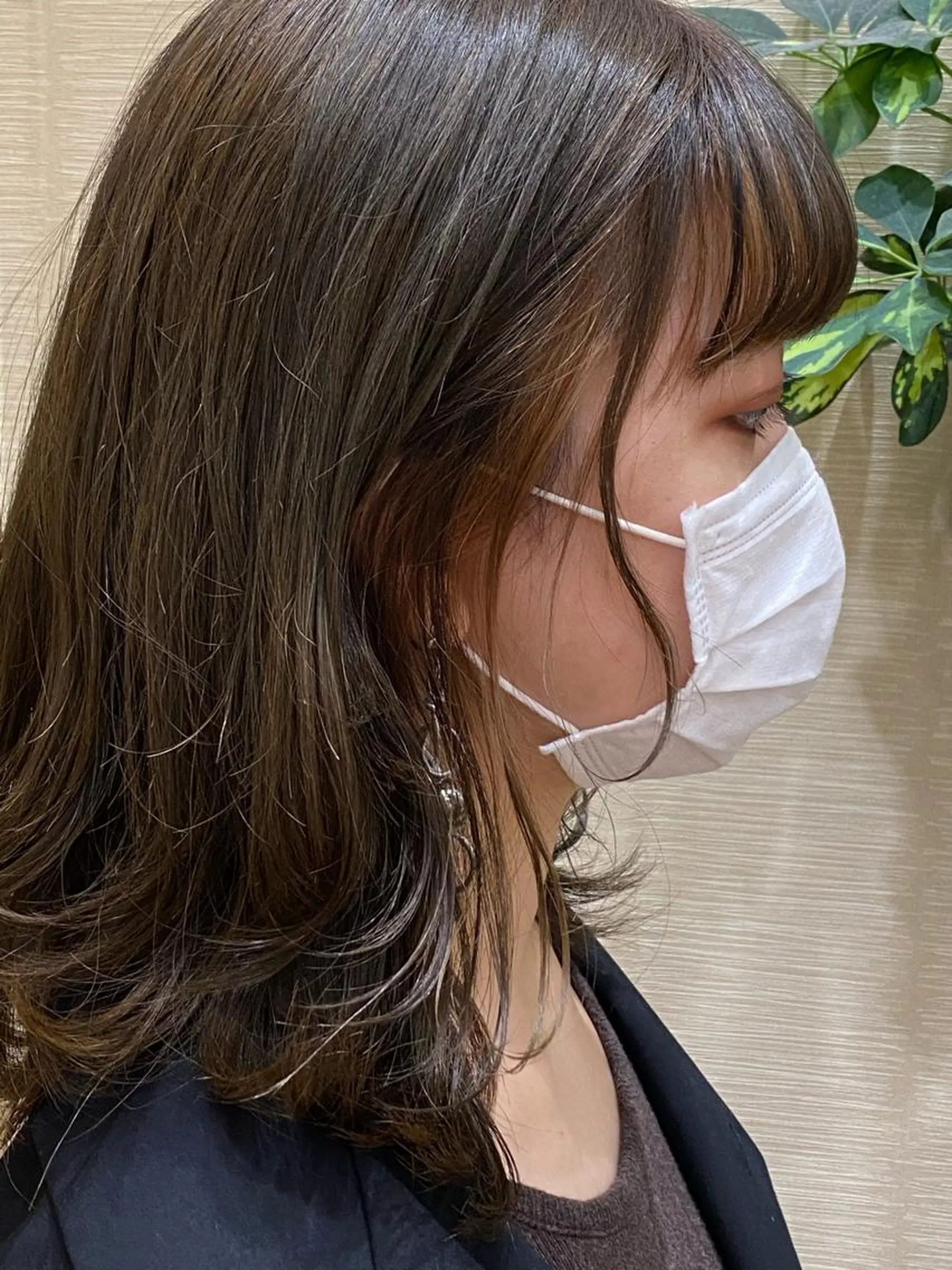 セミロング ミストバング Yui ユイのヘアスタイル