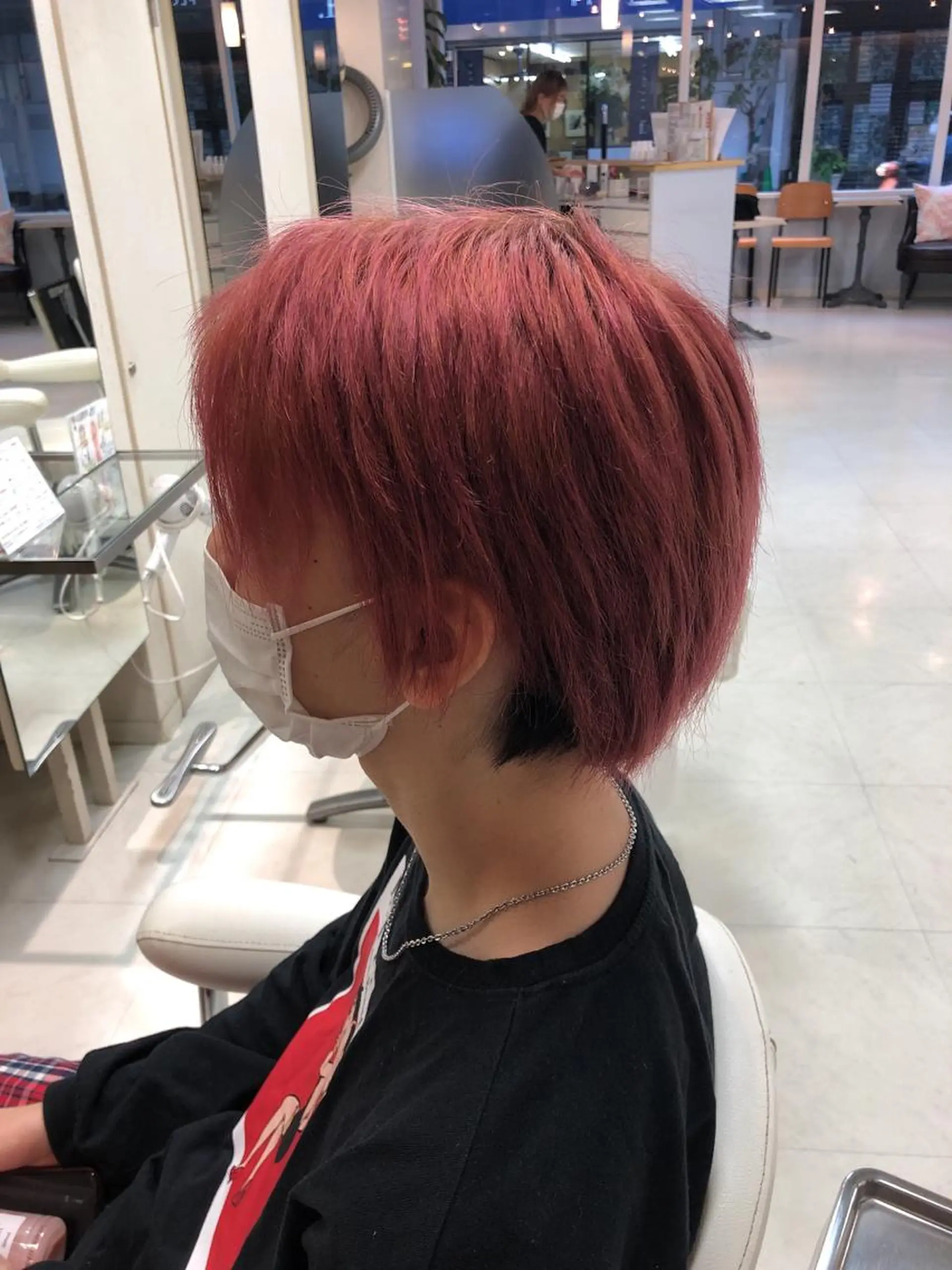 メンズ メンズブリーチ ヘアカラー 阿部 美咲のヘアスタイル