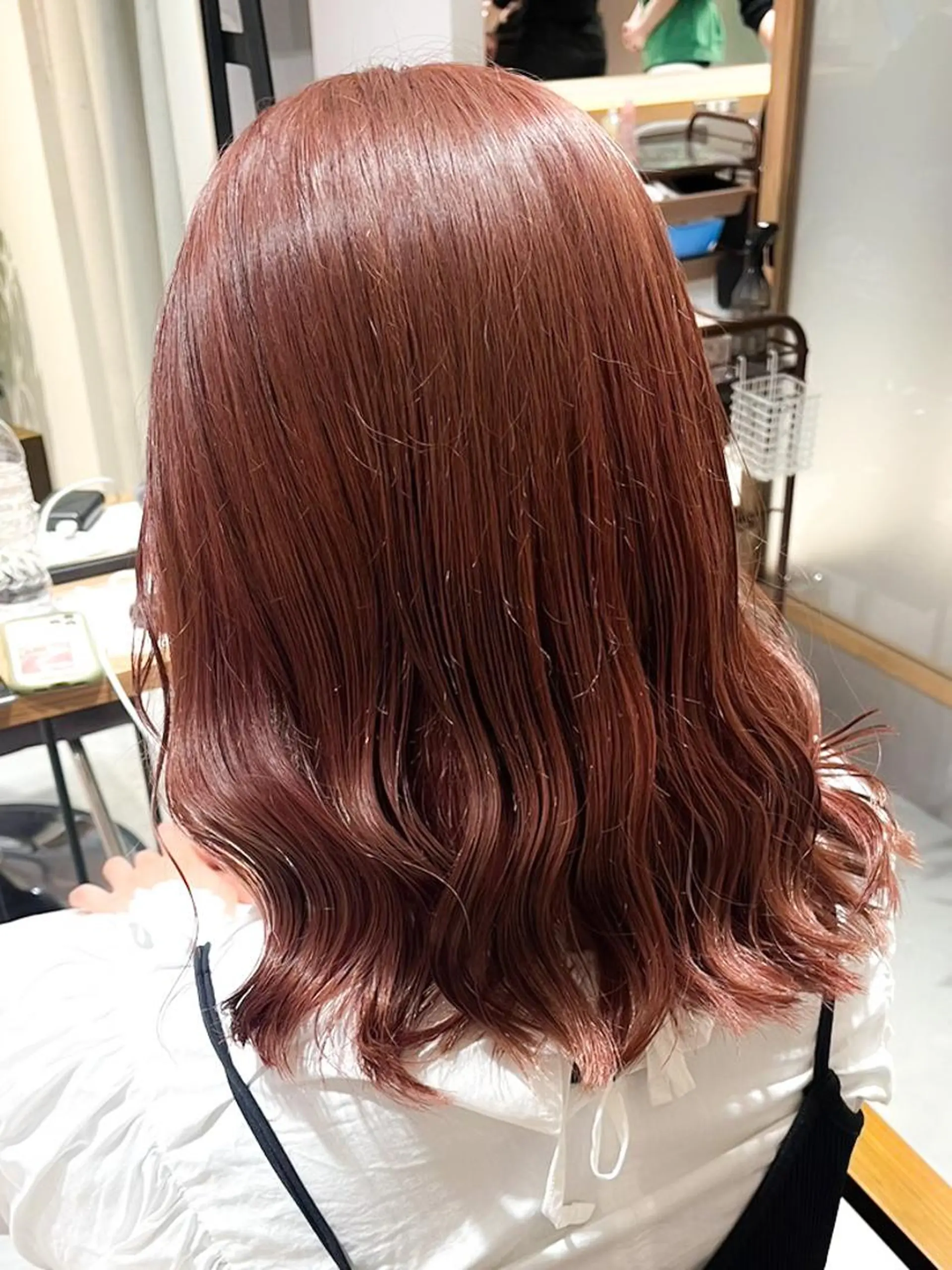 ミディアム カラー ブリーチ ダブルカラー ブリーチなしカラー オレンジ ピンクカラー 💐美しいショート× パーマ💐早坂駆留のヘアスタイル