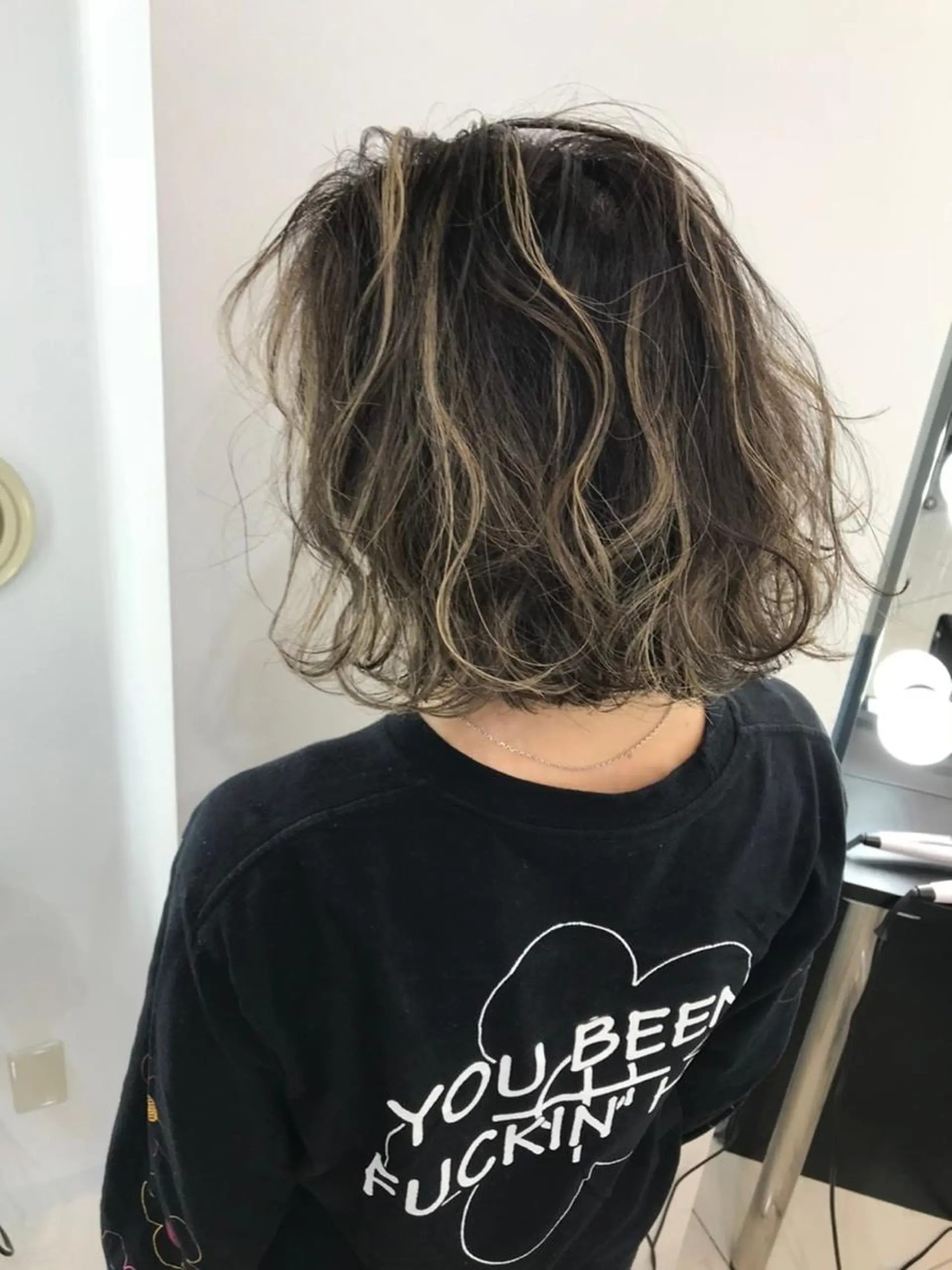 ショート カラー 前田 桃花のヘアスタイル