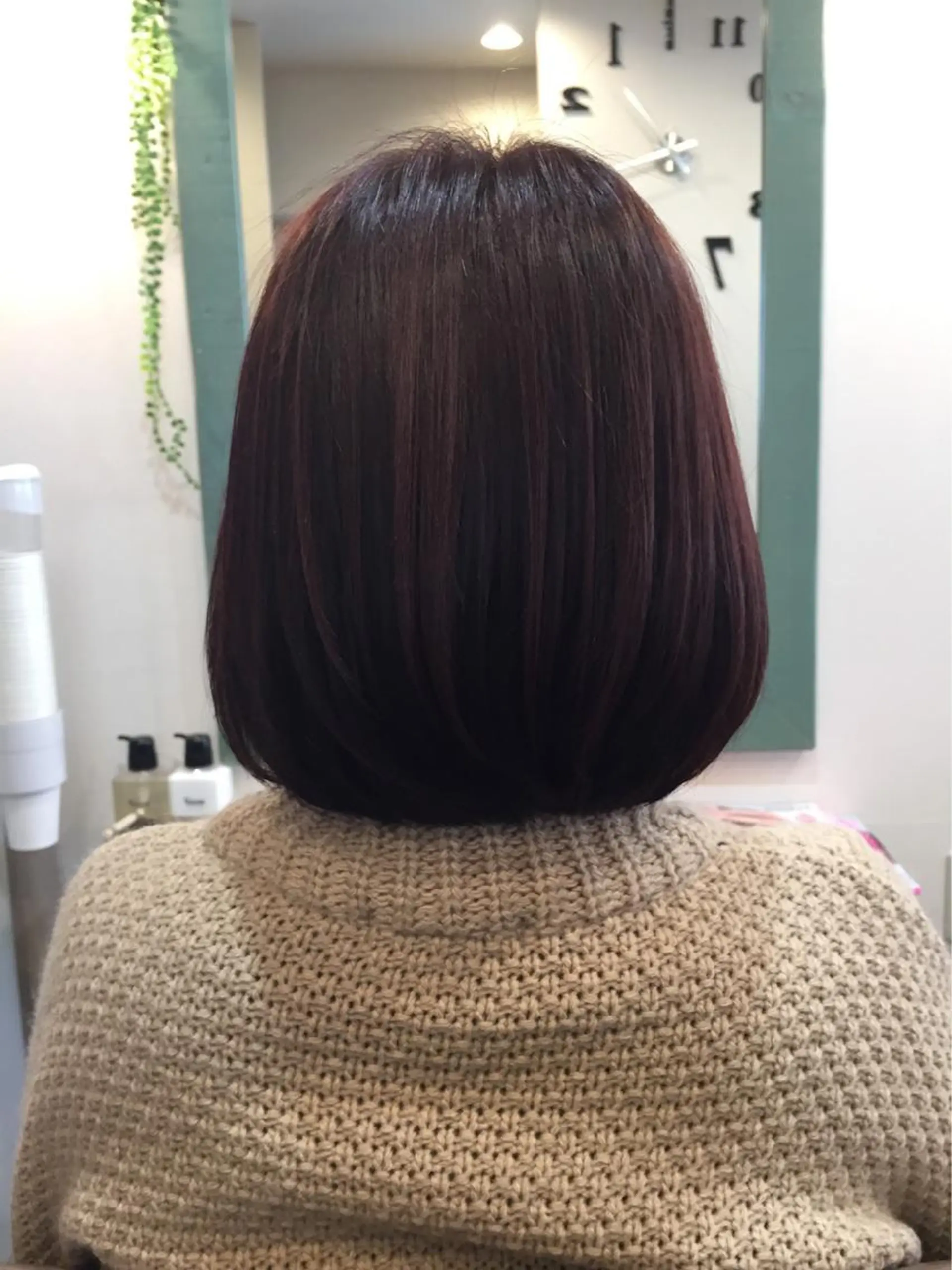 ミディアム カラー ボブ カット ヘアカラー トリートメント ヘアセット 中村 優太のヘアスタイル