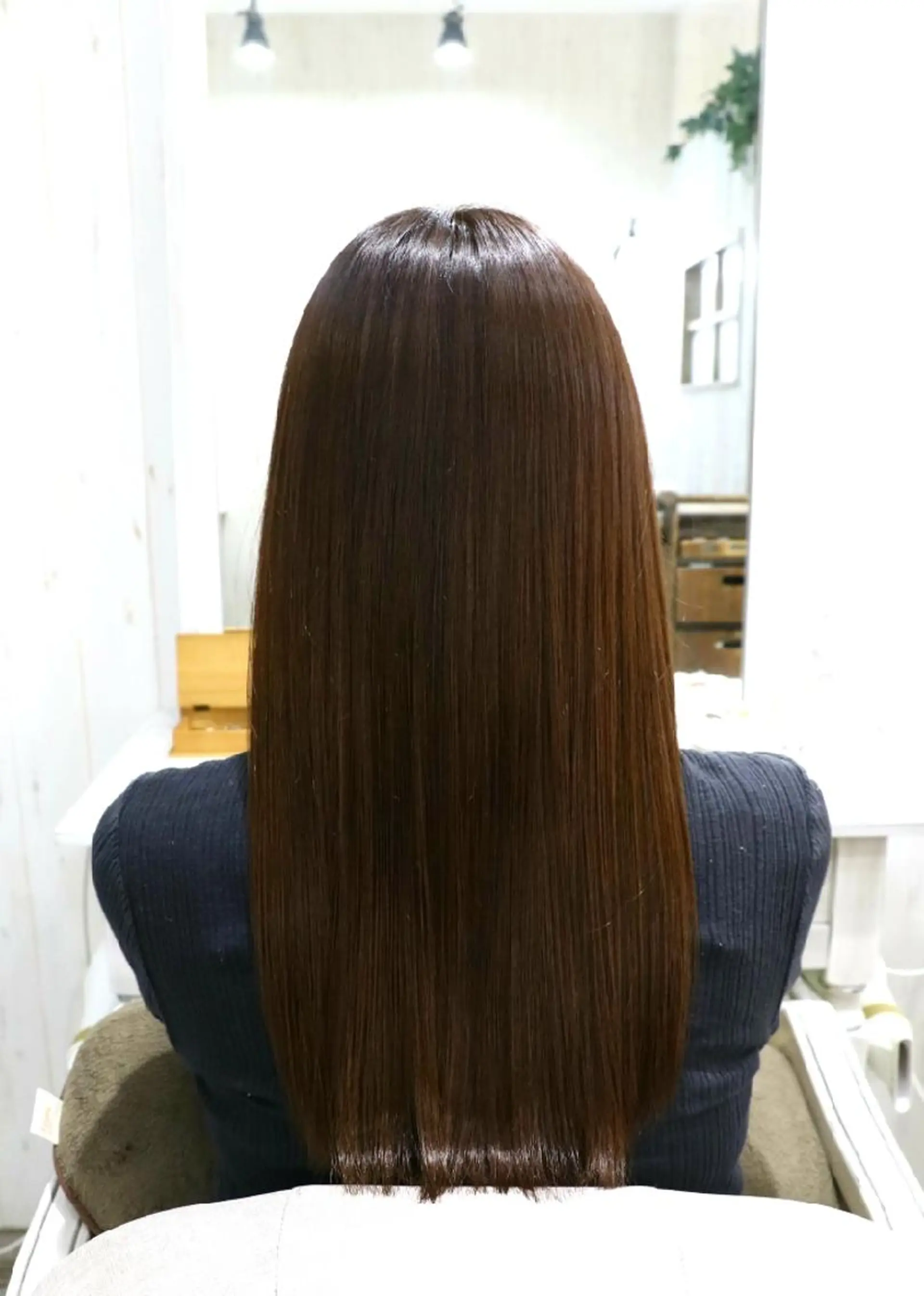 カラー ロング little 柏 【リトルカシワ】所属・フジタミキ ✨メテオ TR、ヘッドスパのヘアスタイル