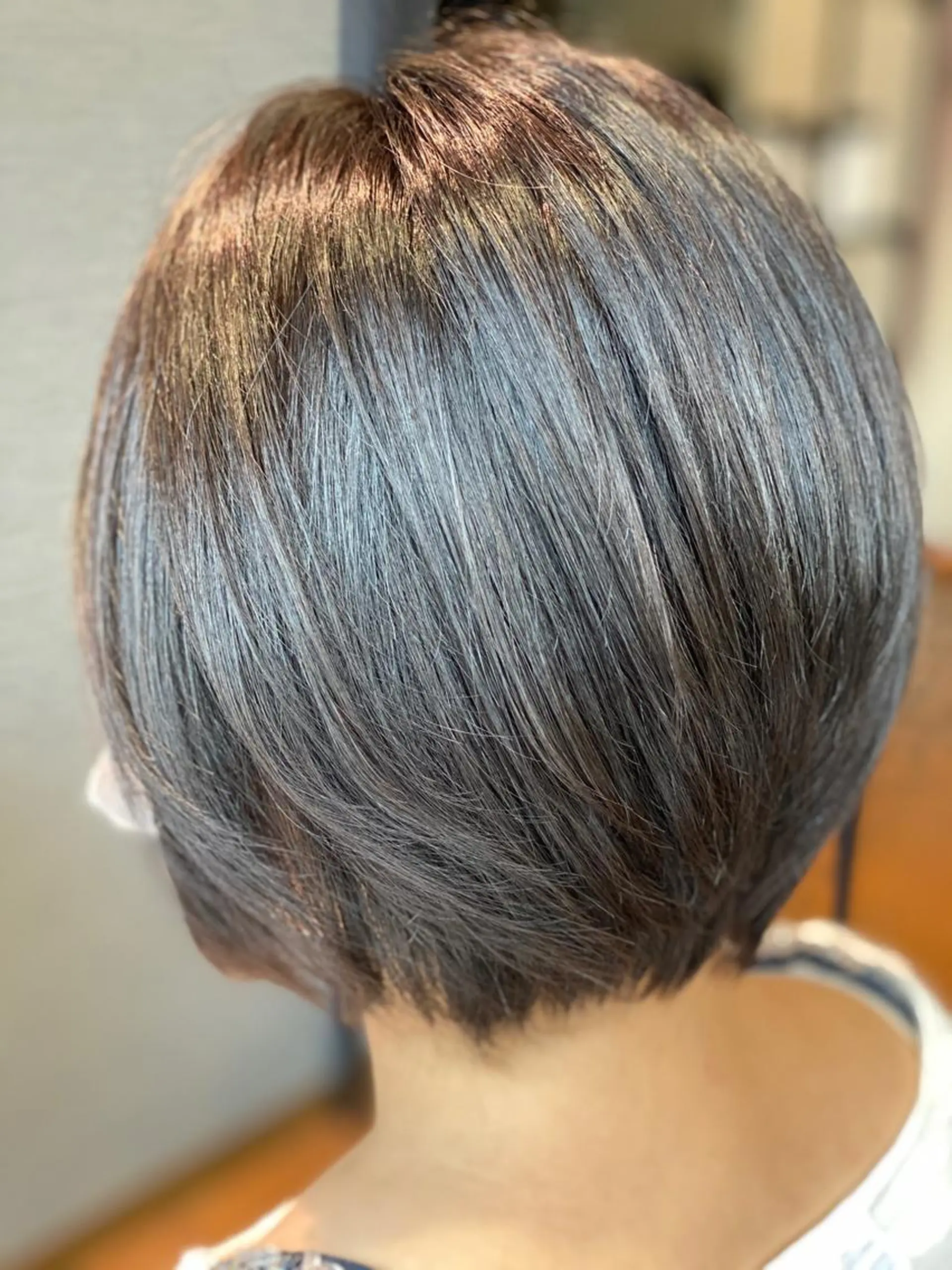 ショート カラー 透明感カラー エドルカラー グレージュ &g share salon所属・荒神寛人@ 育毛スパ専門美容師のヘアスタイル
