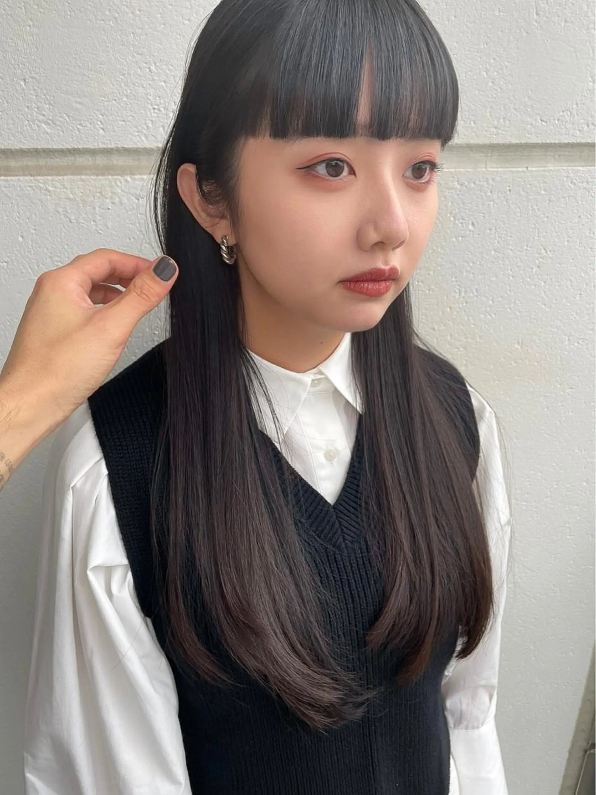 ロング ロング トリートメント ワイドバング カット トリートメント Loom.所属・村上雅人 ナチュラルモードのヘアスタイル