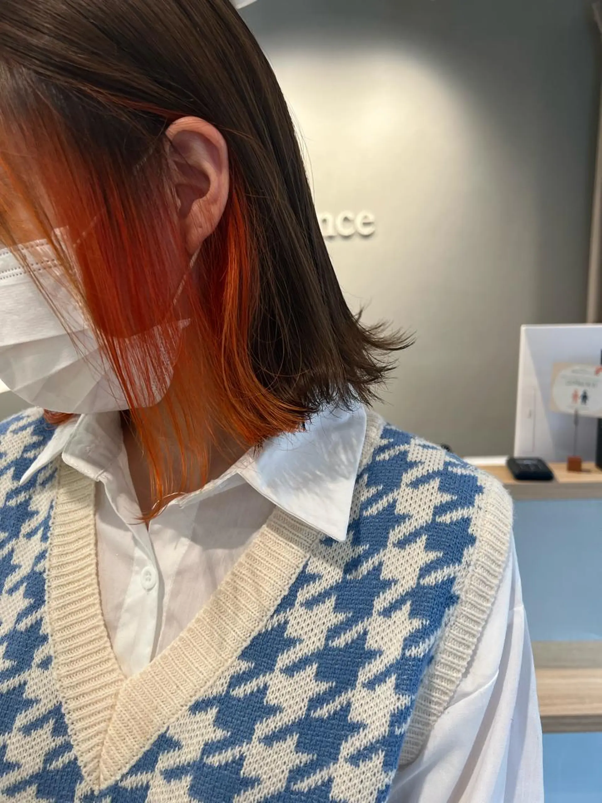 ミディアム カラー ブリーチ インナーカラー オレンジ noa  🦋 ブリーチ/暖色のヘアスタイル