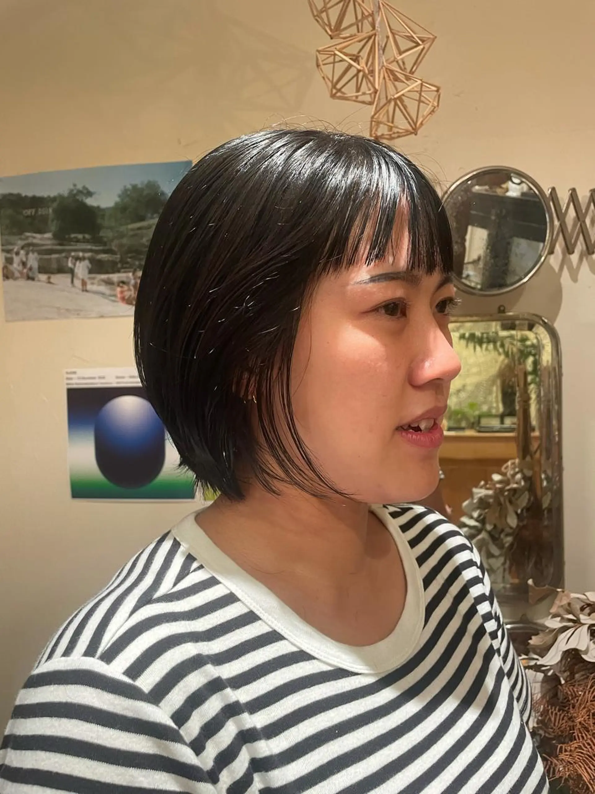 ショート カラー 黒髪 ブルーカラー ブルーブラック ⚪️ISHIZUKA AOI⚪️のヘアスタイル