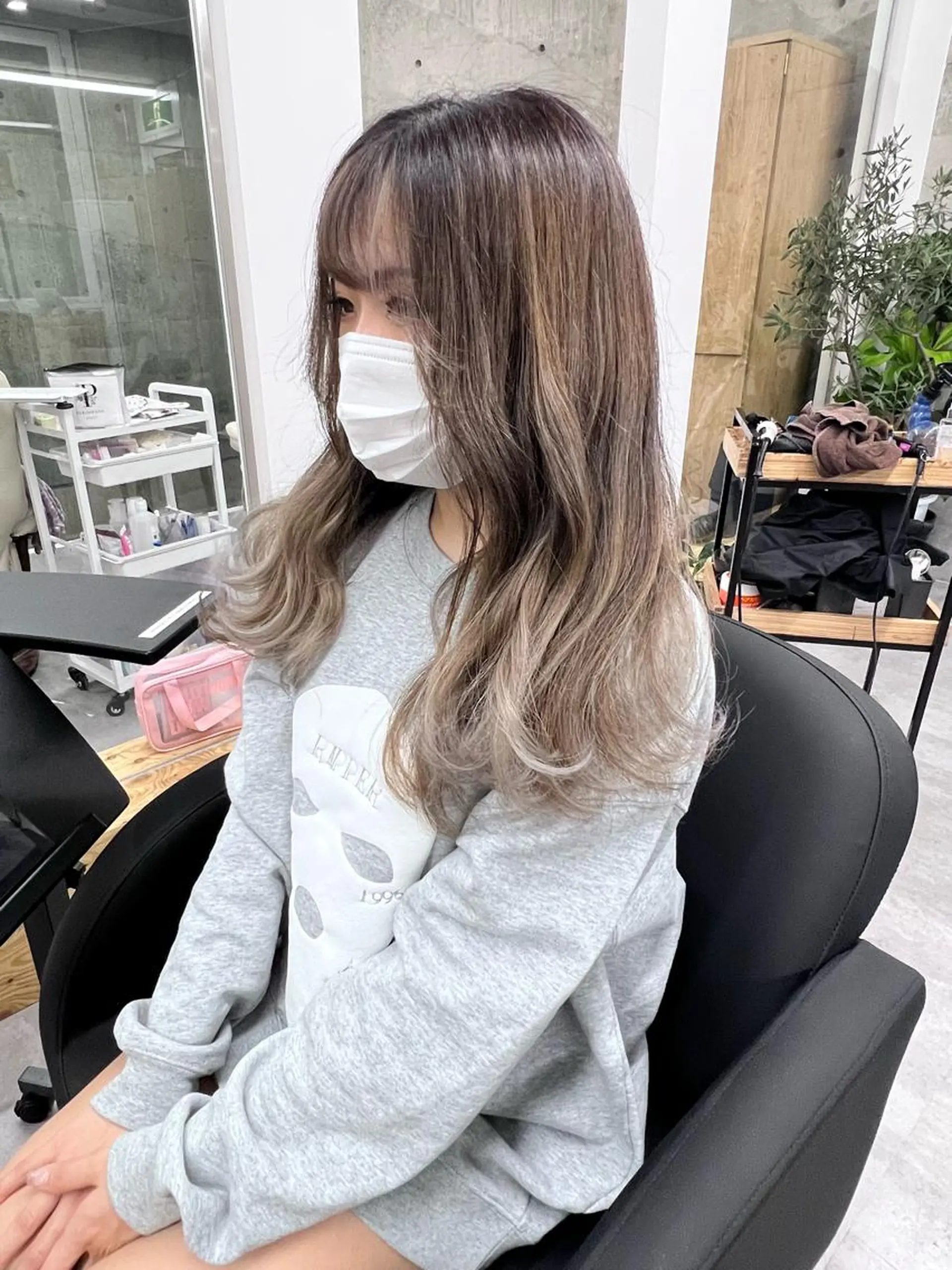 セミロング カラー カット ヘアカラー トリートメント 艶髪✨ブリーチ職人 井手正康のヘアスタイル