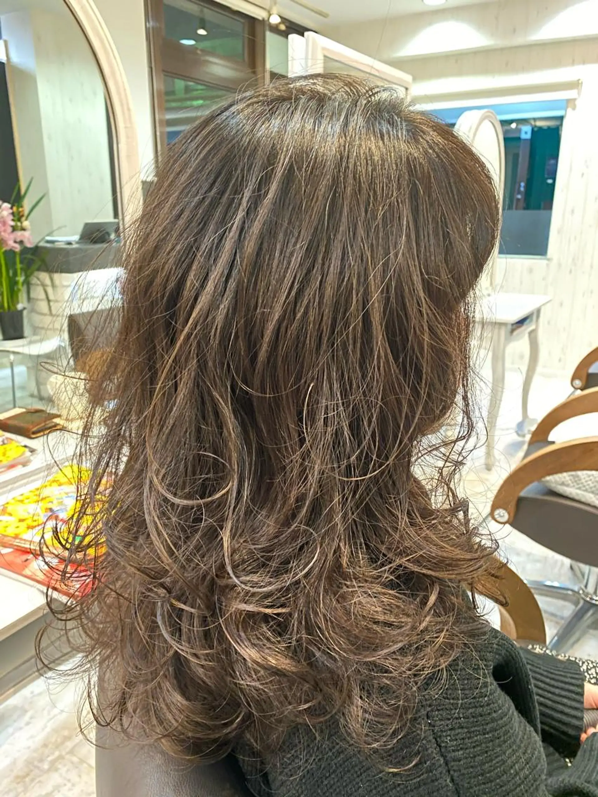 ロング パーマ 《酸性》矯正特化 SHIN亀井 真のヘアスタイル