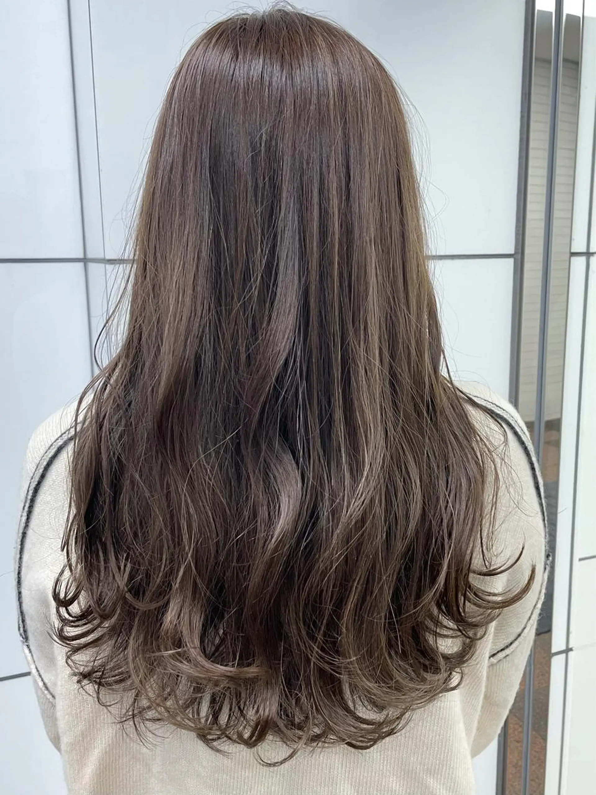ロング 小林 愛花のヘアスタイル