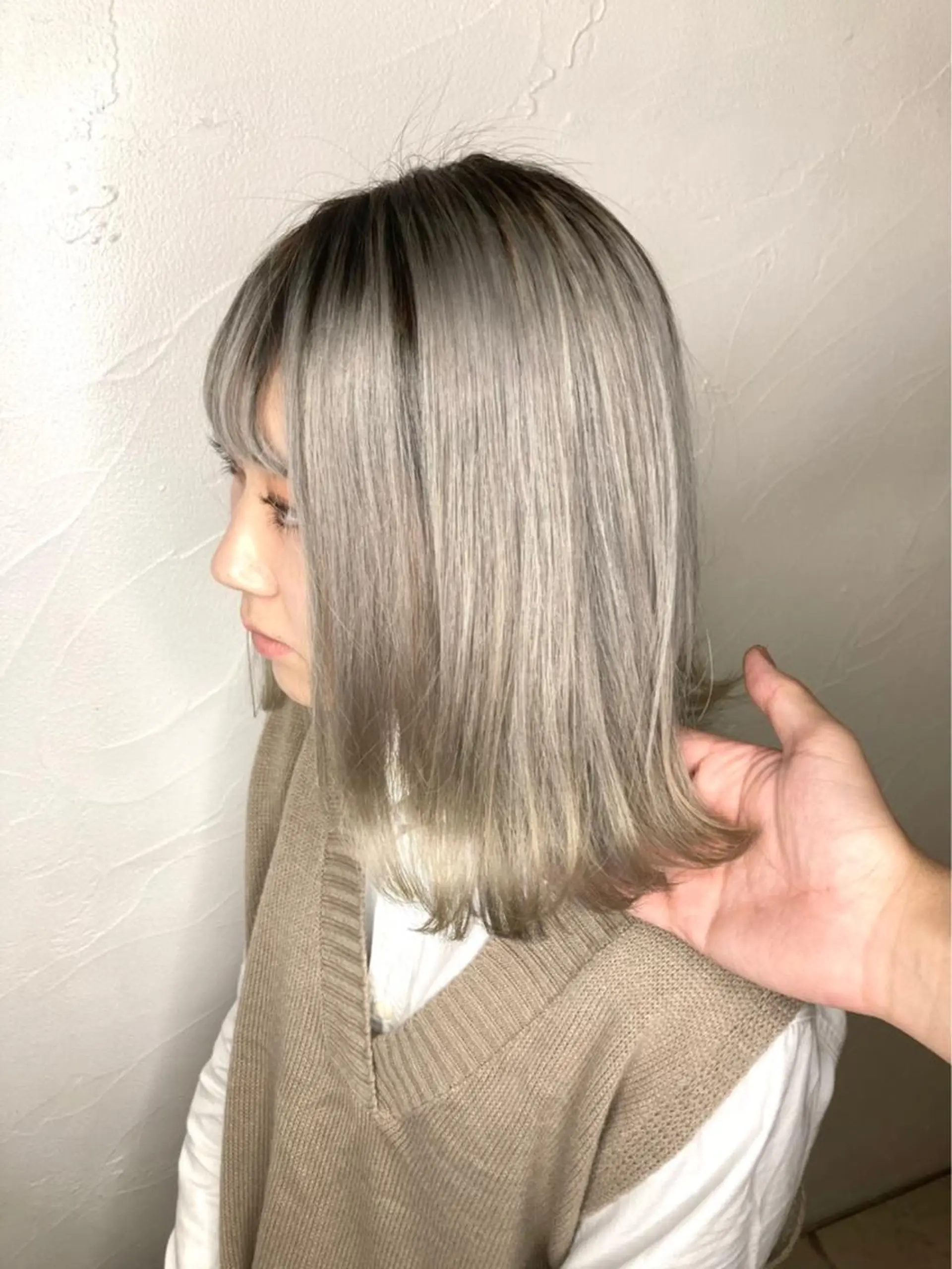 ミディアム L STUDIO心斎橋店所属・派手髪支持率No1 Eisukeのヘアスタイル