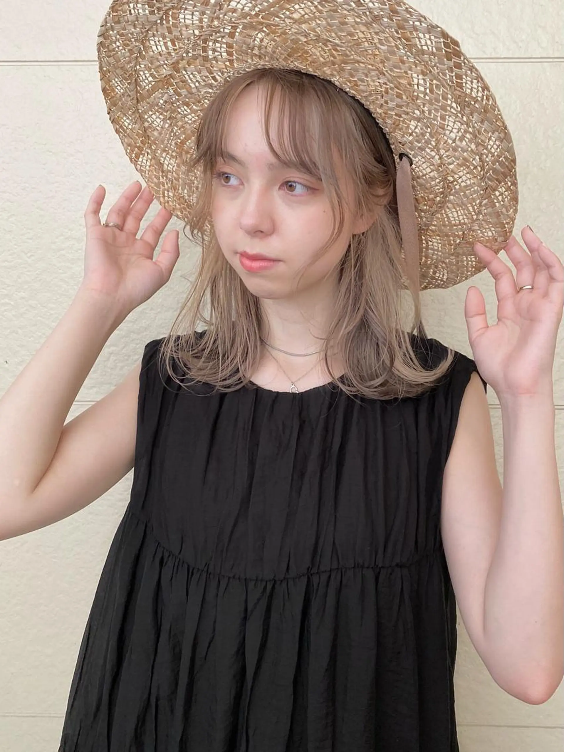 セミロング カラー ベージュカラー ブリーチ ブロンド ブロンドベージュ ハイトーンカラー Piaコータロー ハイトーン&‪ボブのヘアスタイル