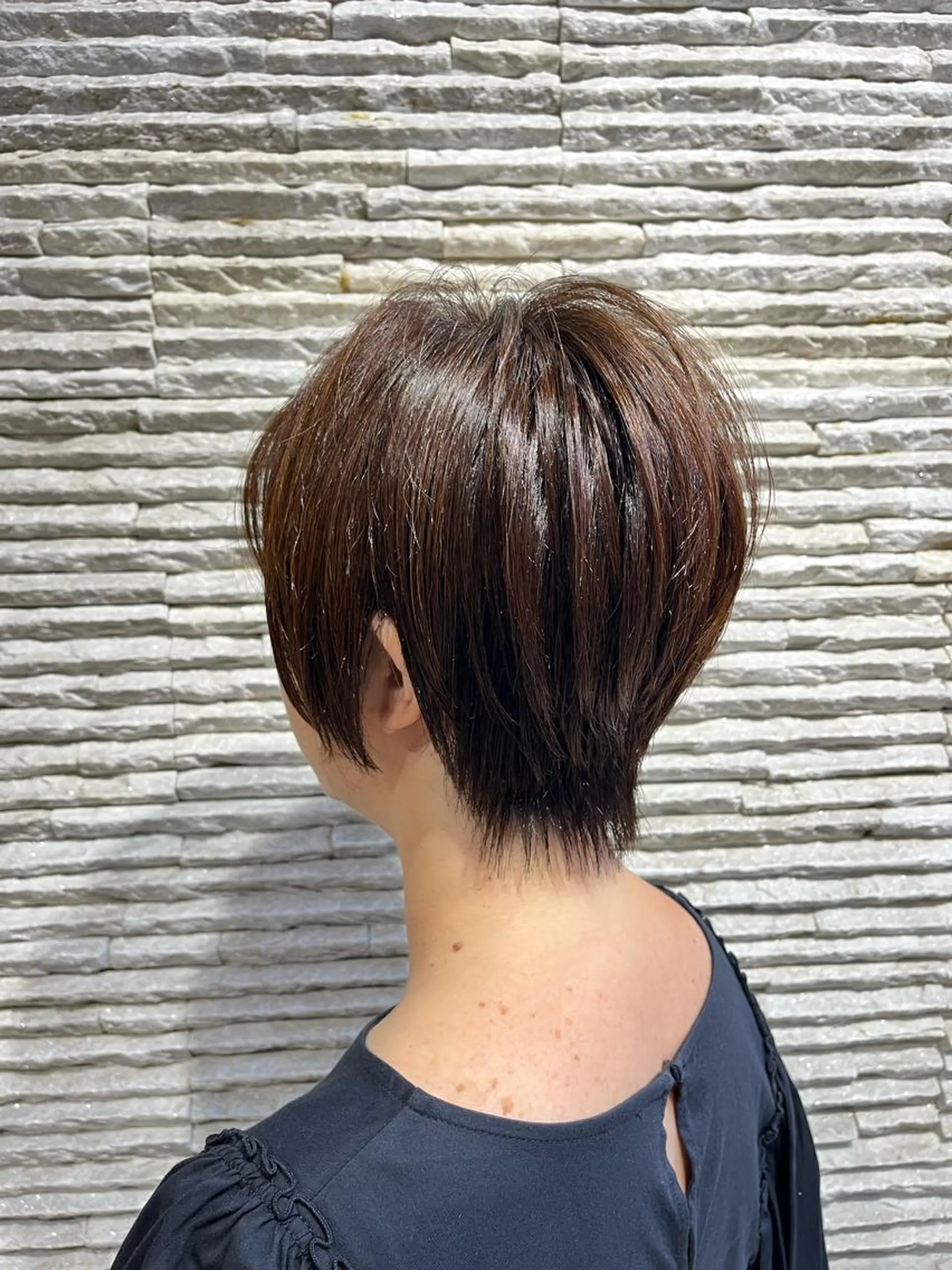 ショート カラー カット ヘアカラー メンズカット デザインカラーのヘアスタイル