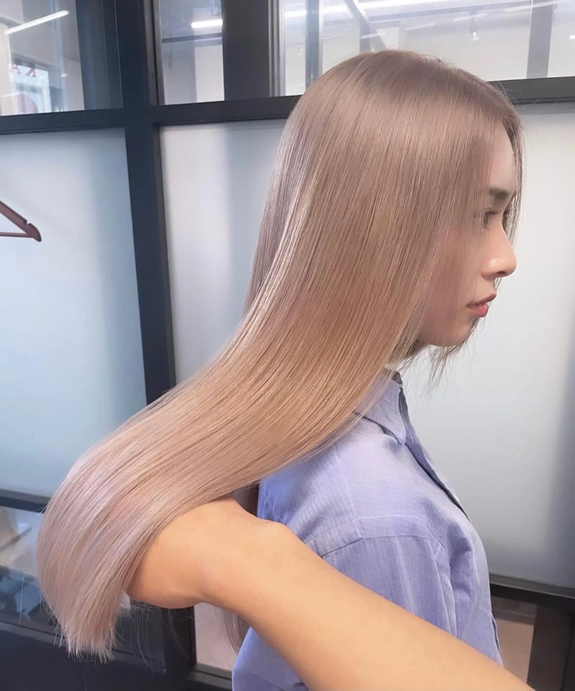 カラー storiiz所属・本田大輝top designerのヘアスタイル