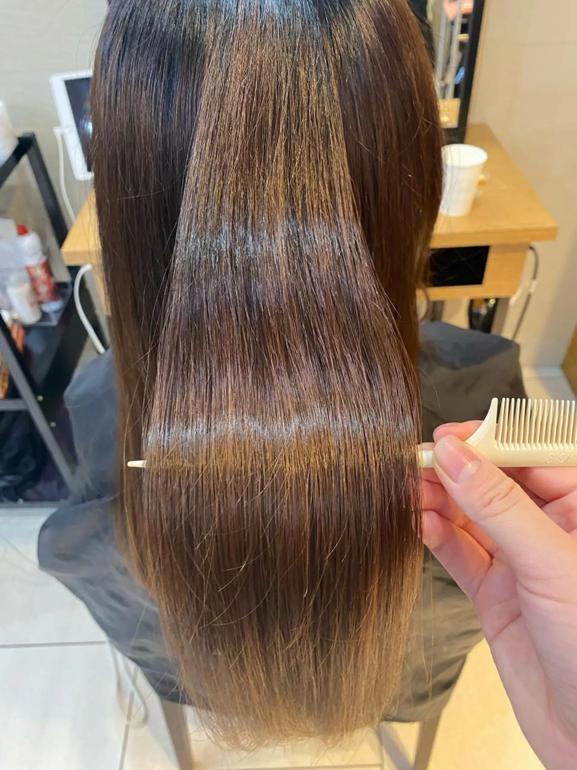 ロング トリートメント あやめ【顔まわり/レ イヤー/柔らかカラ】のヘアスタイル