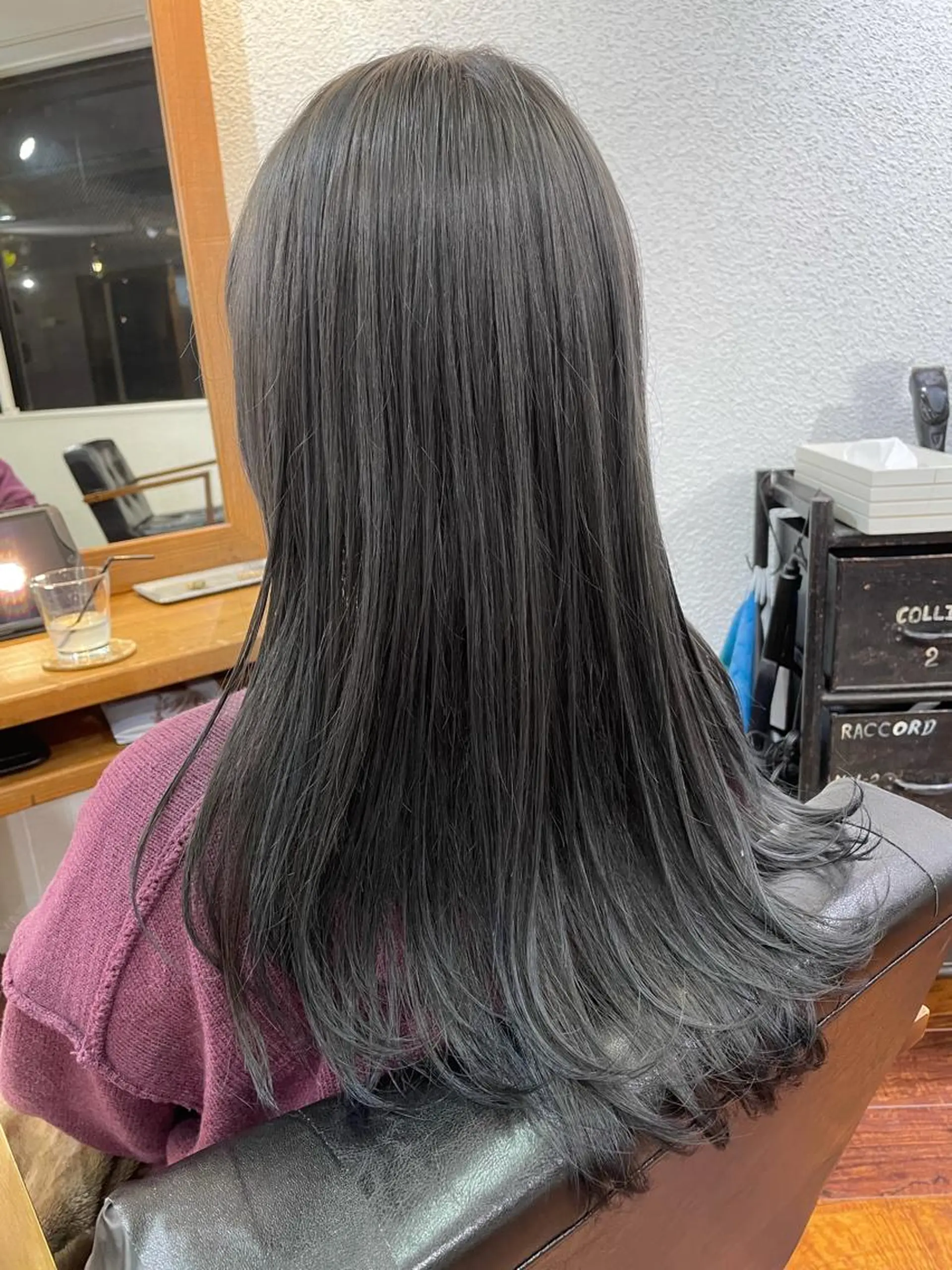 ロング カラー アッシュ 透明感カラー ハイライトカラー ハイトーンカラー イルミナカラー 江上拓郎/ショート /酸性ストレートのヘアスタイル