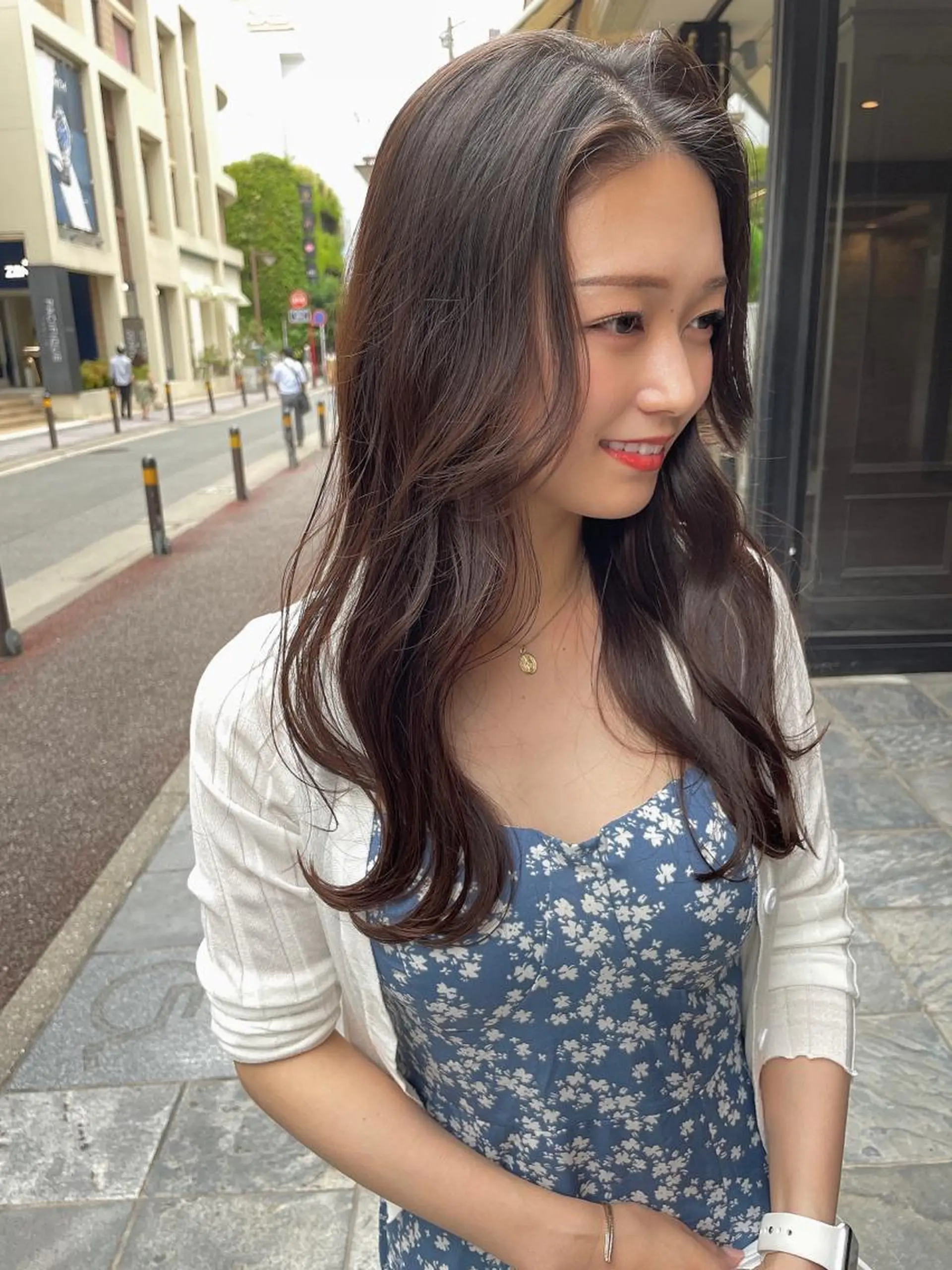 ロング カット 髪質改善will hairdesignのヘアスタイル