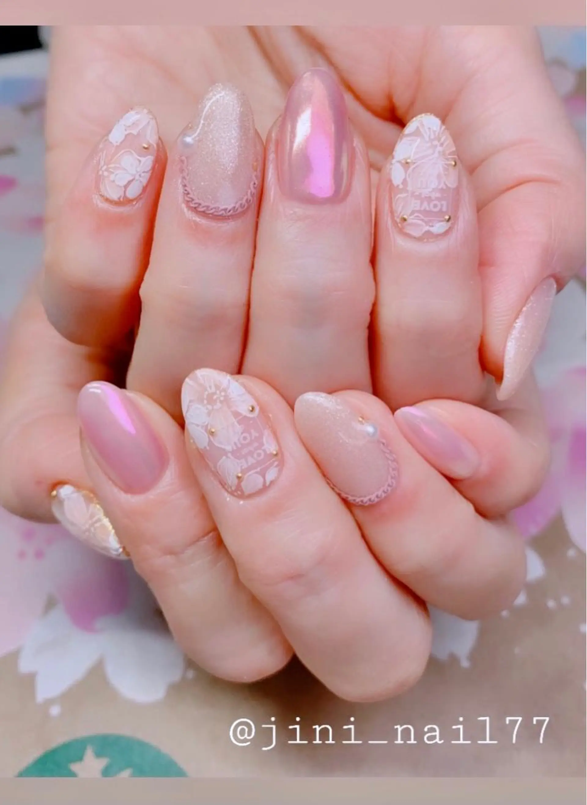 ネイル ハンドネイル JINI NAIL所属・ジニ ネイルのネイルデザイン