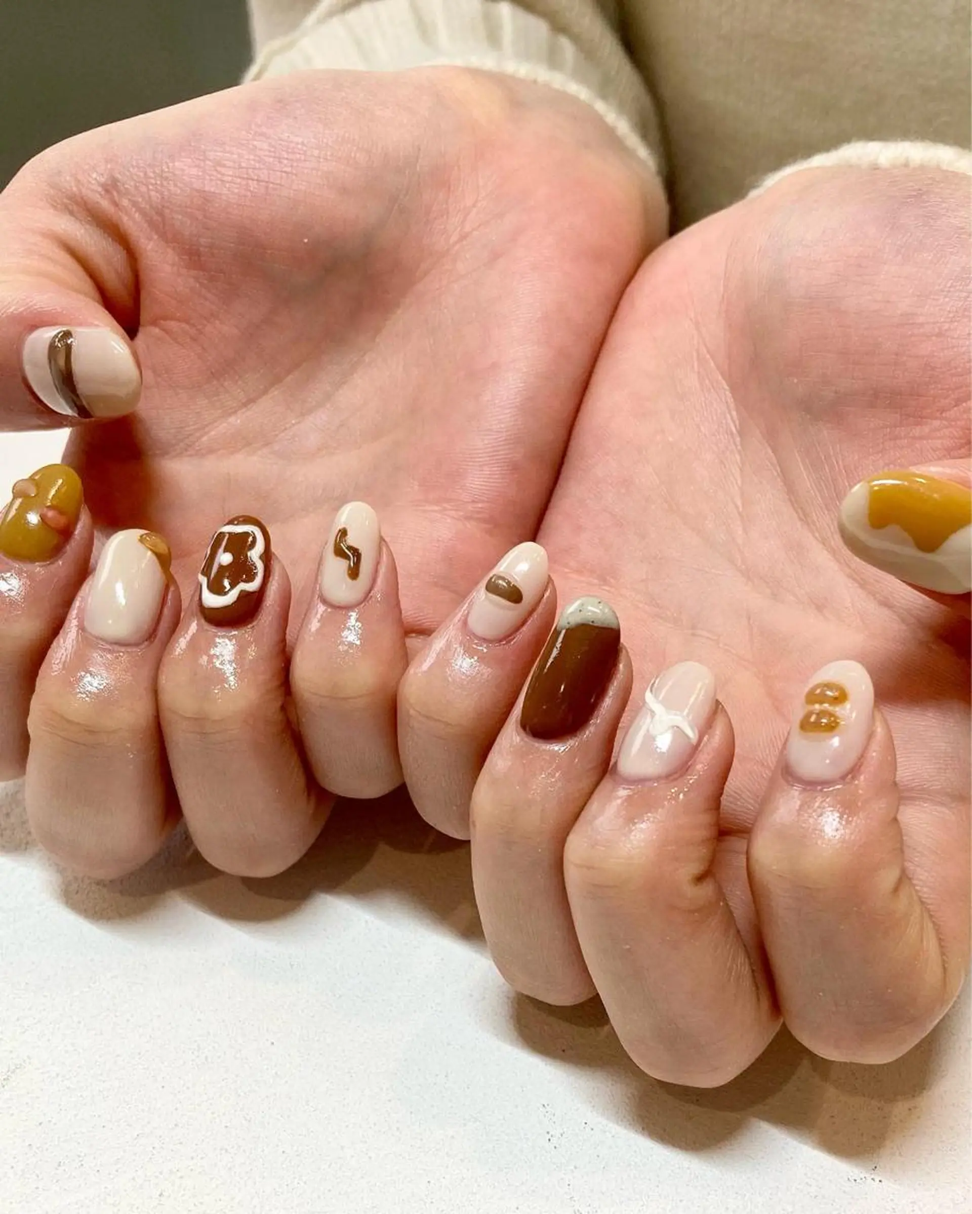 ネイル 持ち込み ニュアンスネイル uinail mariのネイルデザイン