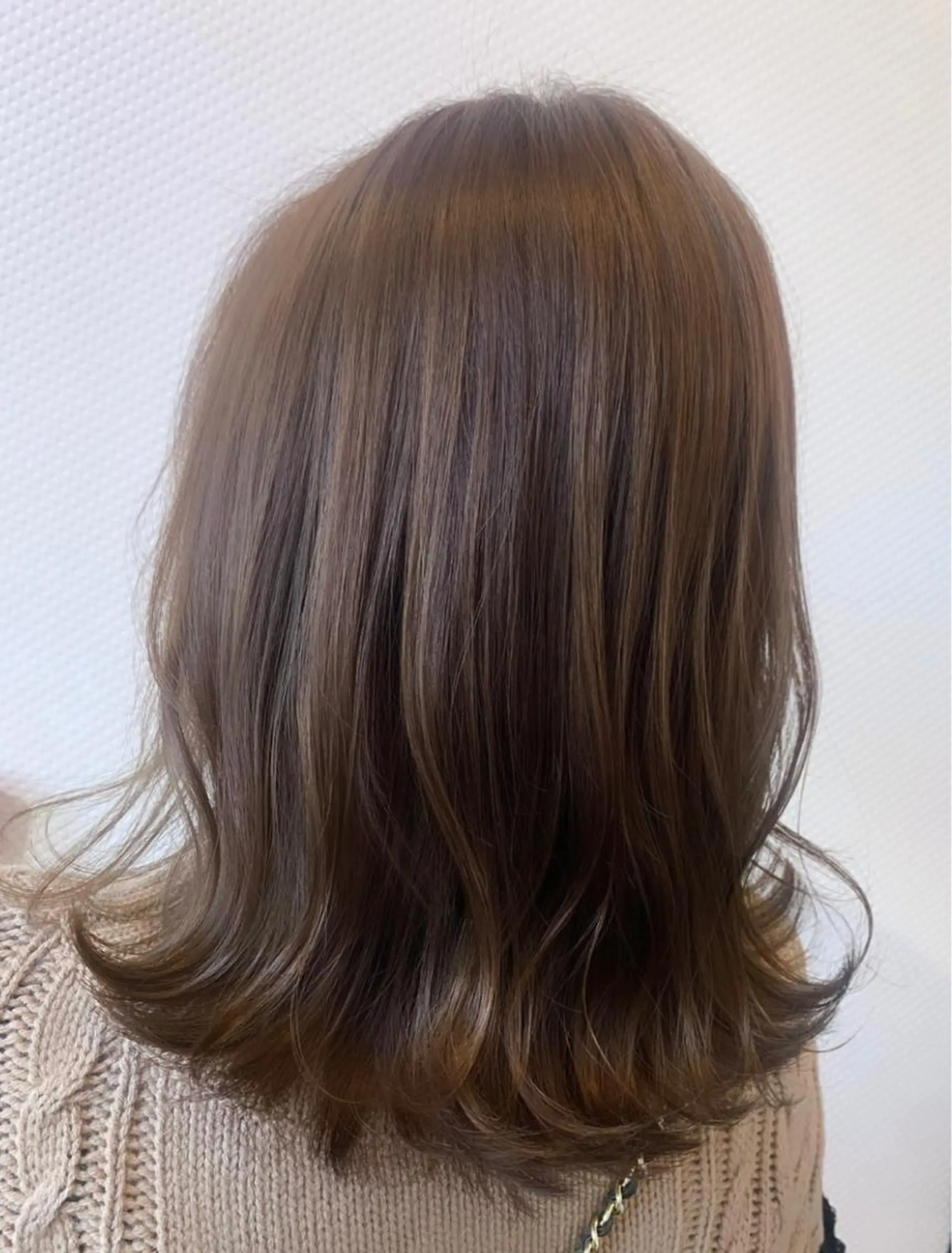 ミディアム 韓国カット/透明感 Re.Labo岡本のヘアスタイル