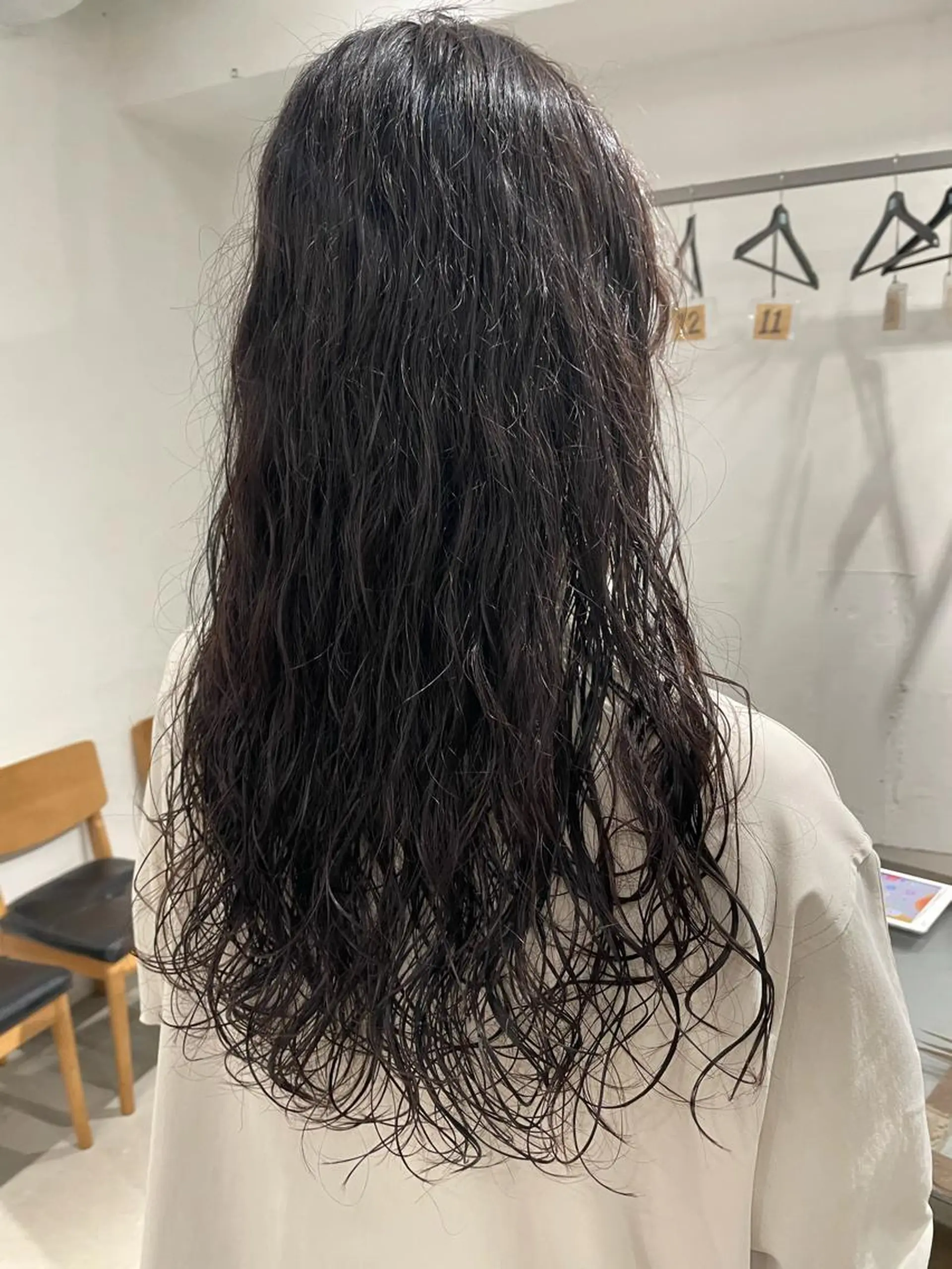 ロング カラー パーマ ヘアアレンジ メンズ メンズバレイヤージュ メンズブリーチ センターパート フェードカット メンズハイライト ハイトーン/レイヤー 🌸さくらのヘアスタイル