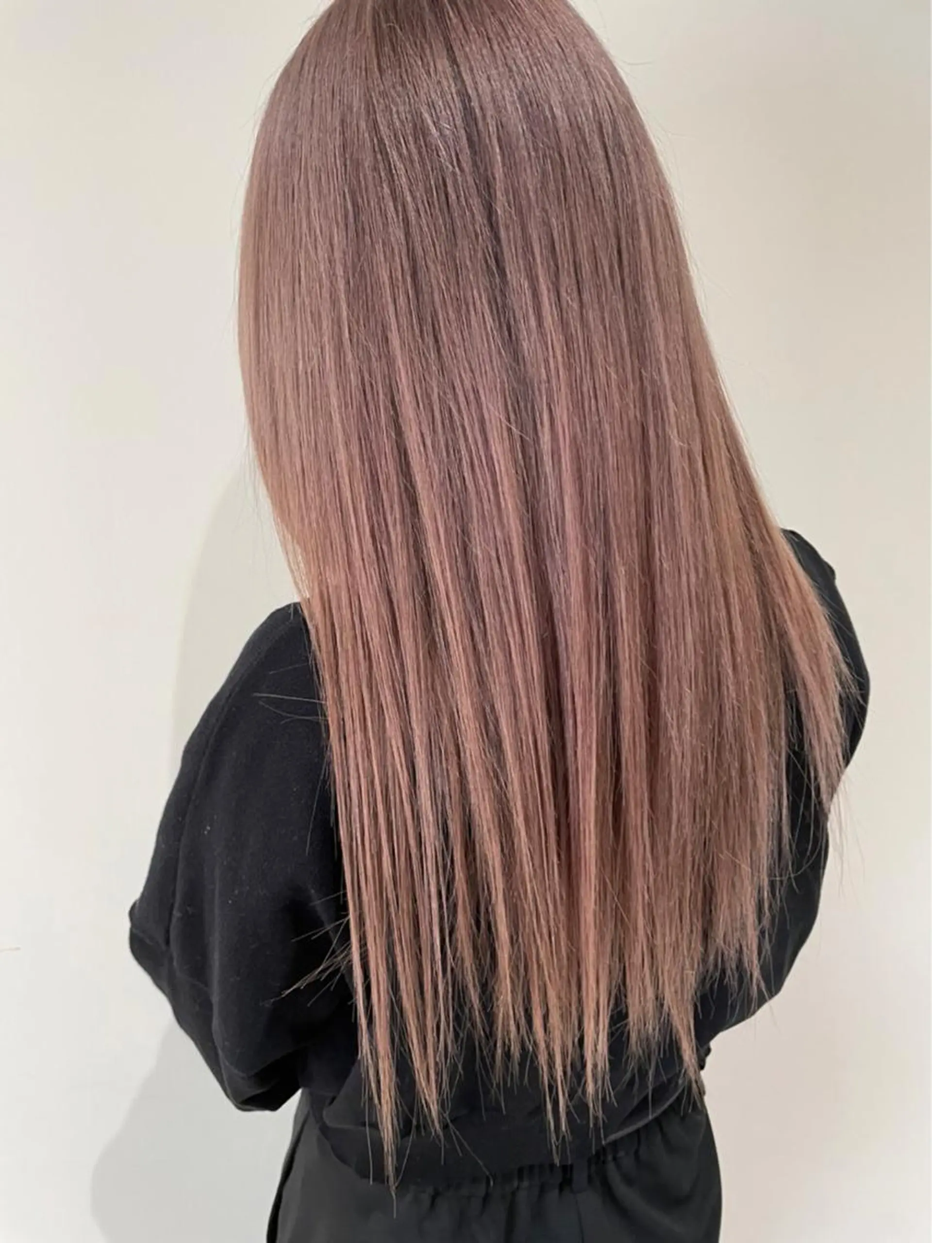 ロング カラー ブリーチ Seen.所属・吉野 智行のヘアスタイル