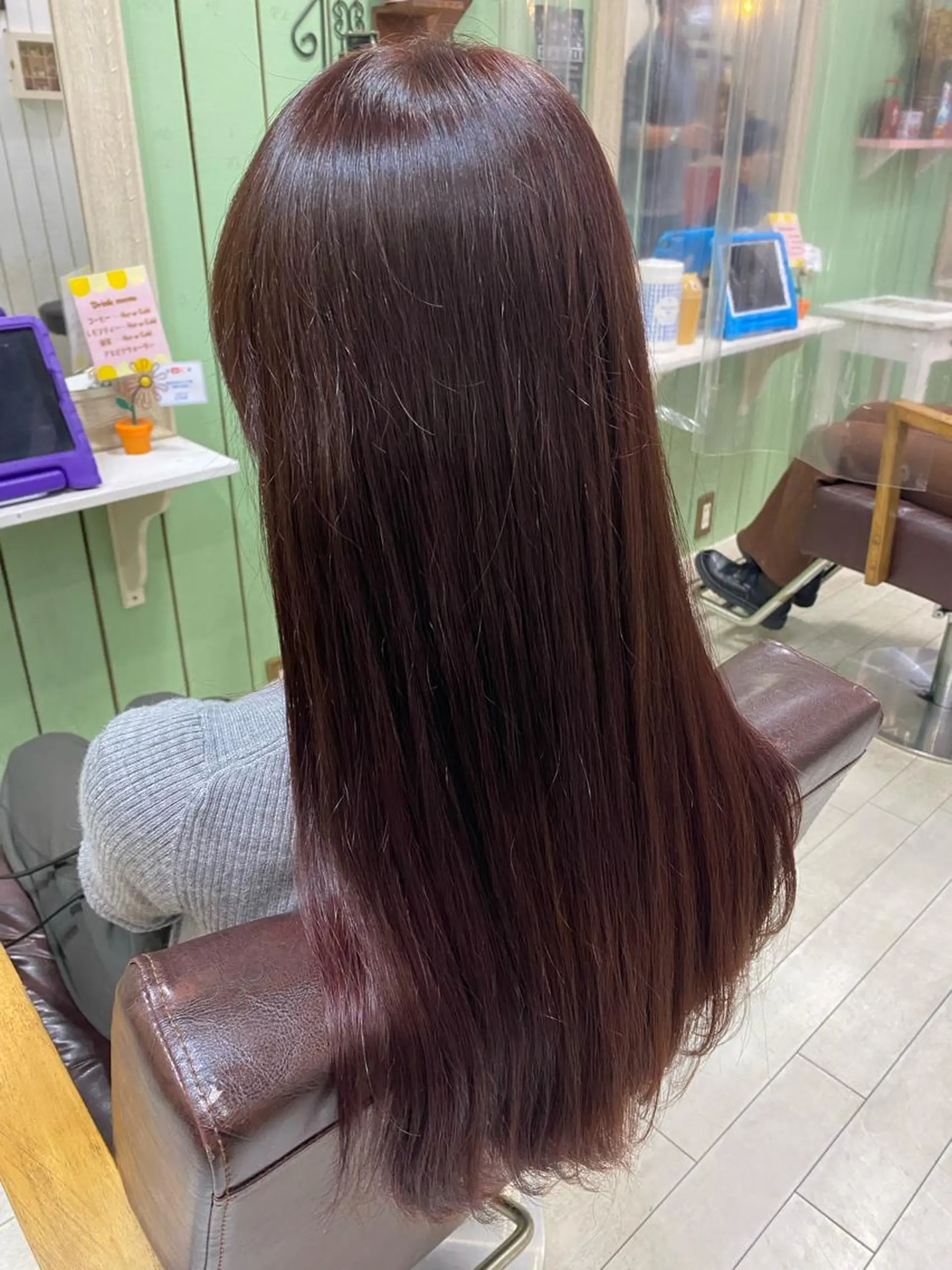 ロング 🩶西 雪乃/透明感 くすみカラー🫧のヘアスタイル