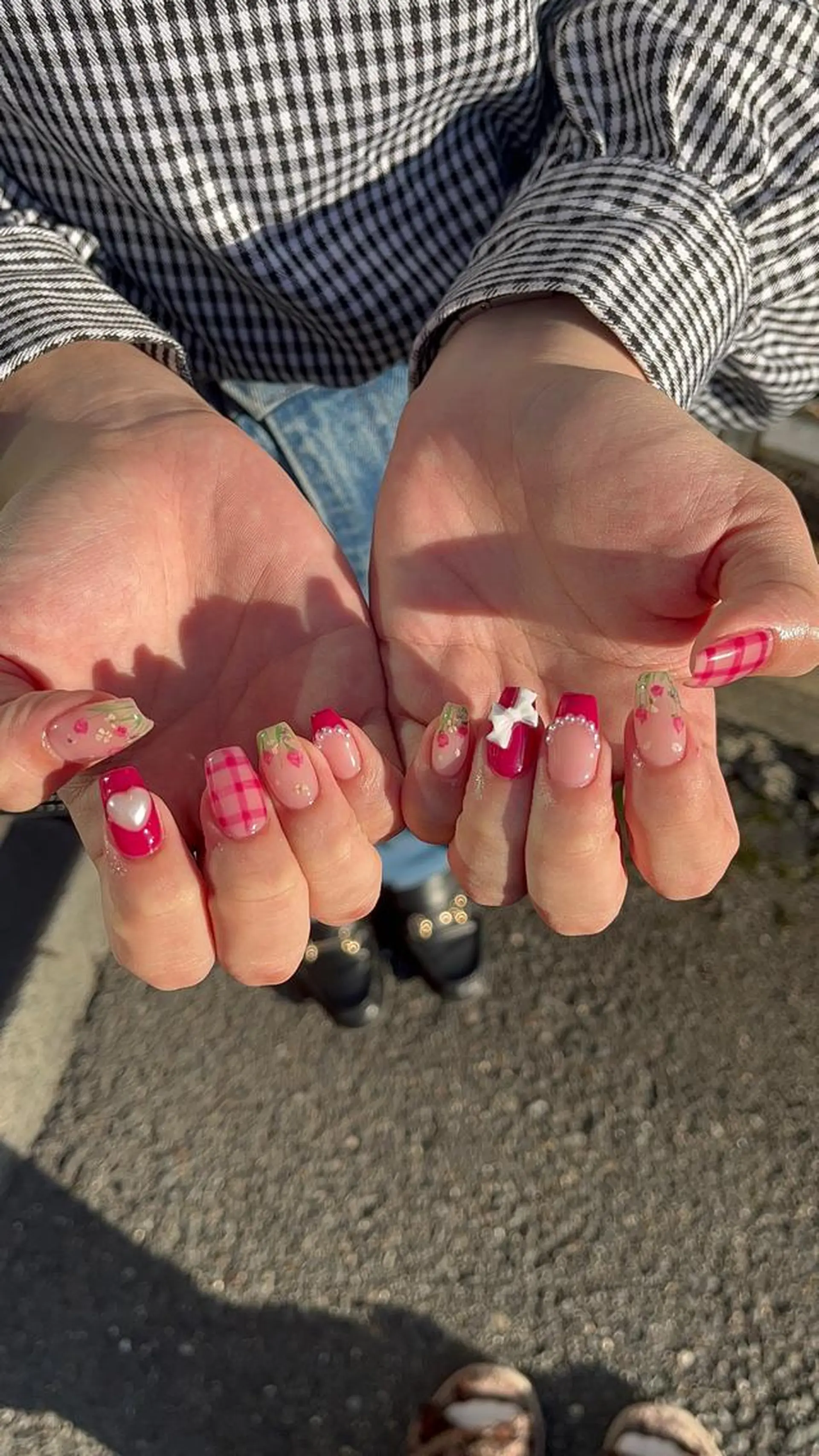 ネイル IROHA Nail 矢掛萌子のネイルデザイン