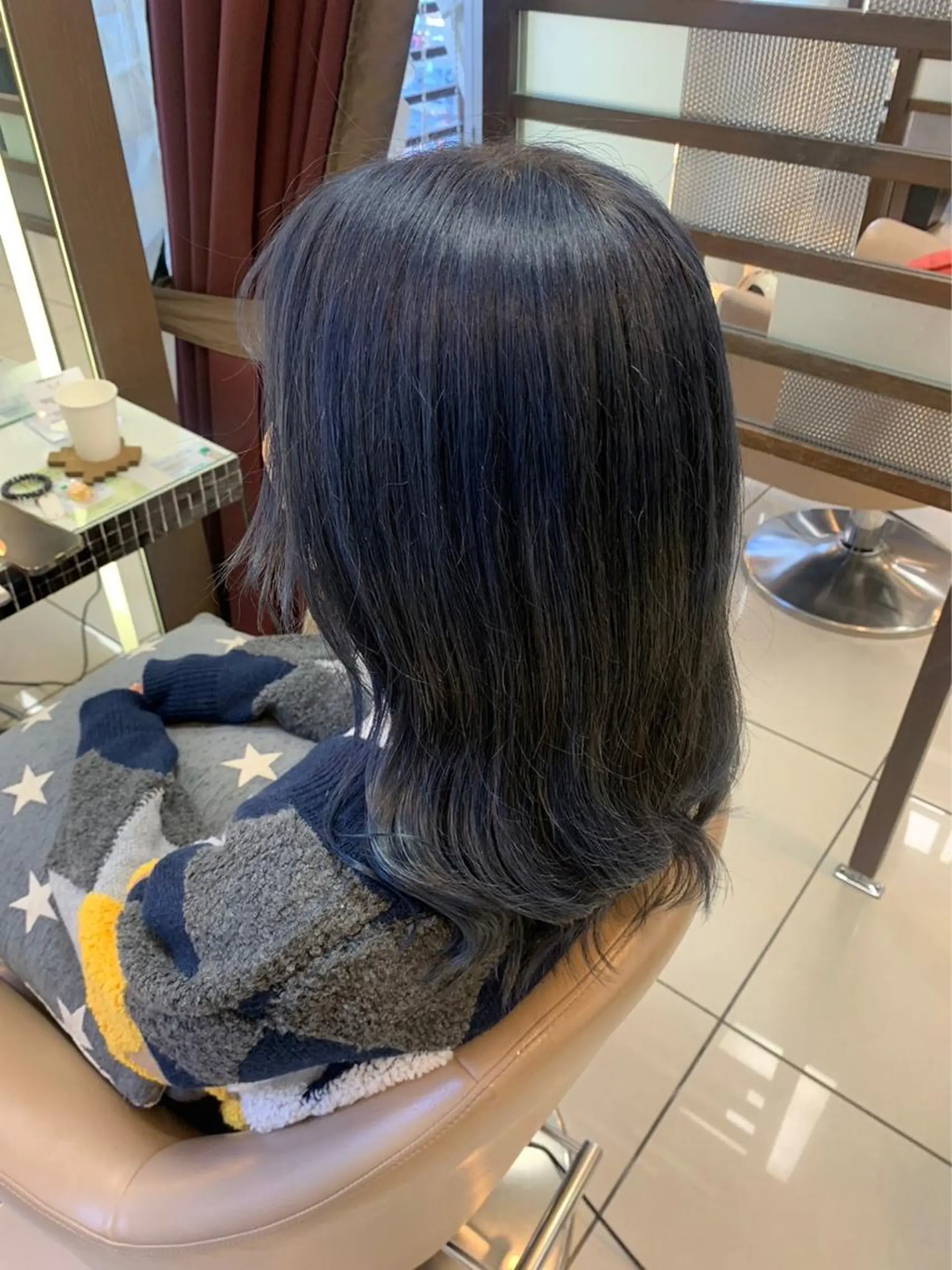 セミロング カラー 羽エクステ/シール エクステ/横浜駅5分のヘアスタイル