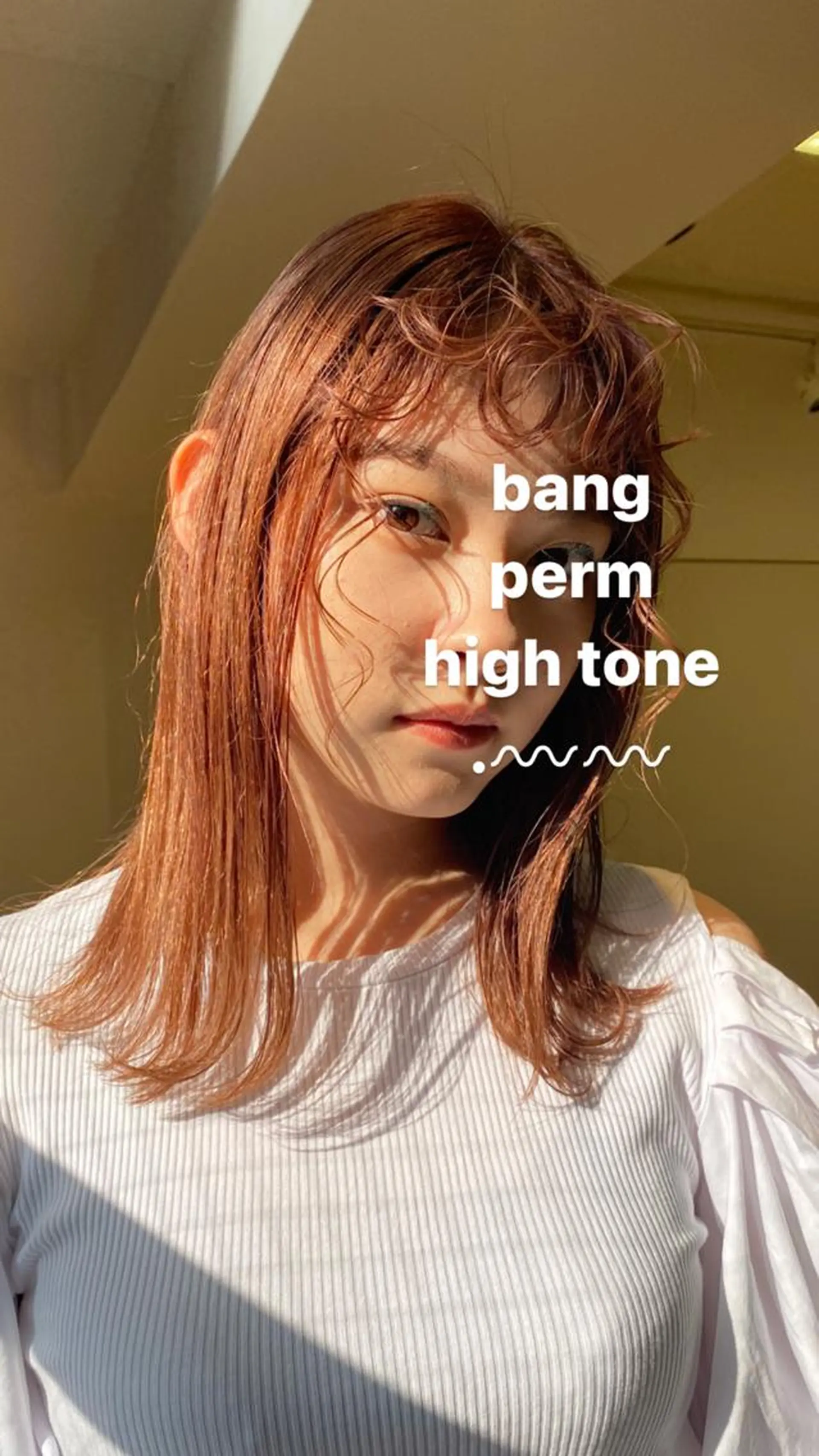 セミロング カラー パーマ ヘアアレンジ セミロングパーマ ハイトーンカラー ヘアカラー パーマ パーマ指名No1 /namiのヘアスタイル