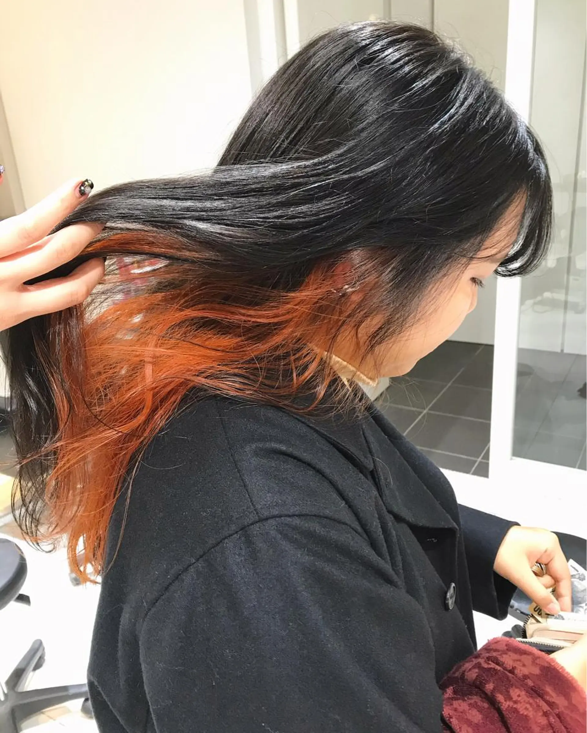 ロング カラー インナーカラー オレンジ momo所属・メンズヘアメイク 🩵Mayuki🩵のヘアスタイル