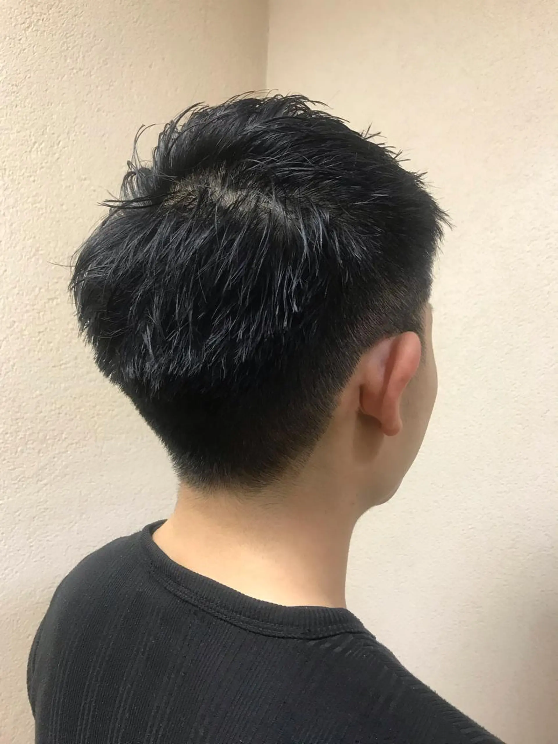 メンズ 透明感カラー・ 髪質改善🩵イケダのヘアスタイル