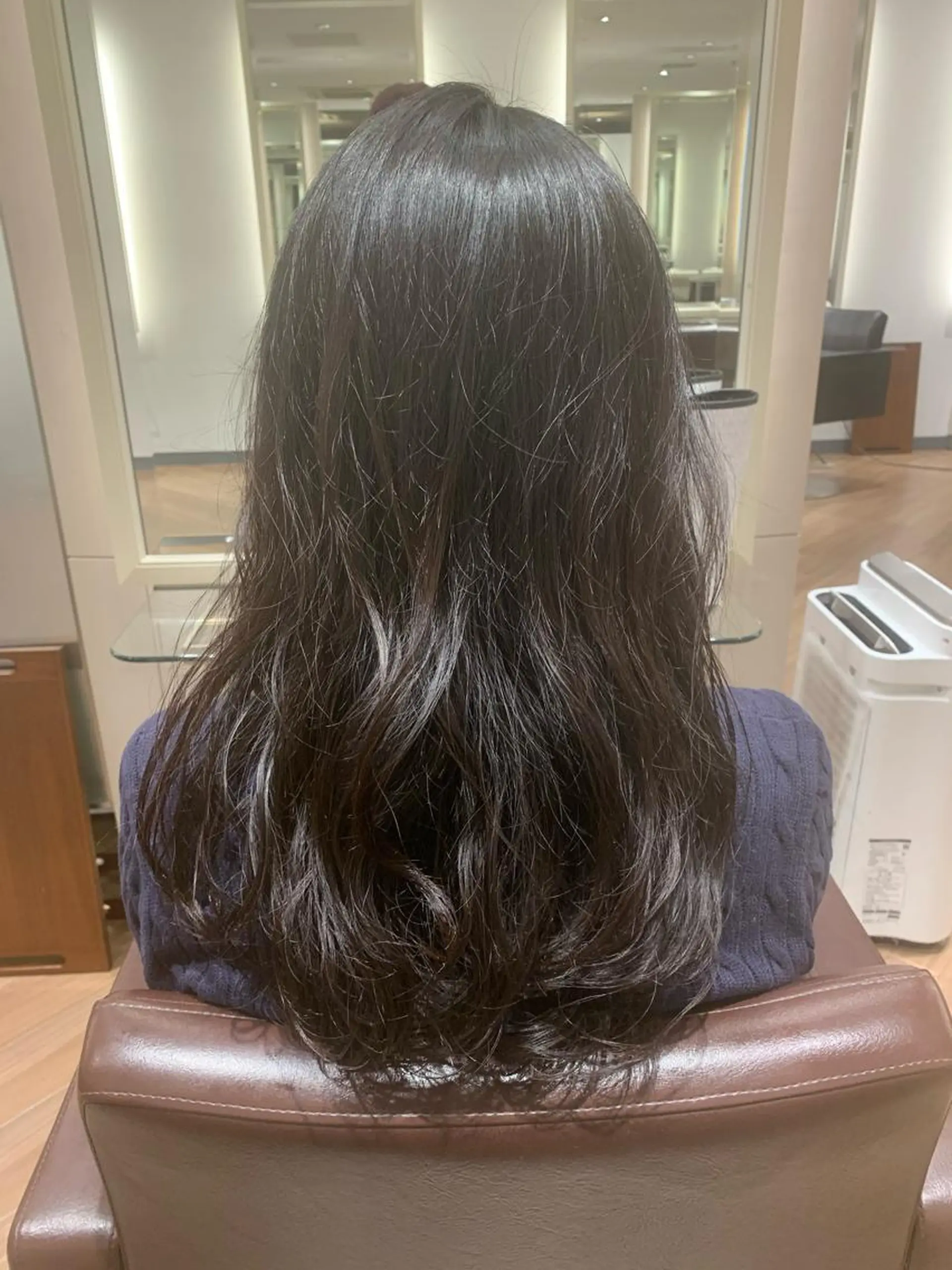 ロング パーマ ショートカット🧸 ごとうさなのヘアスタイル