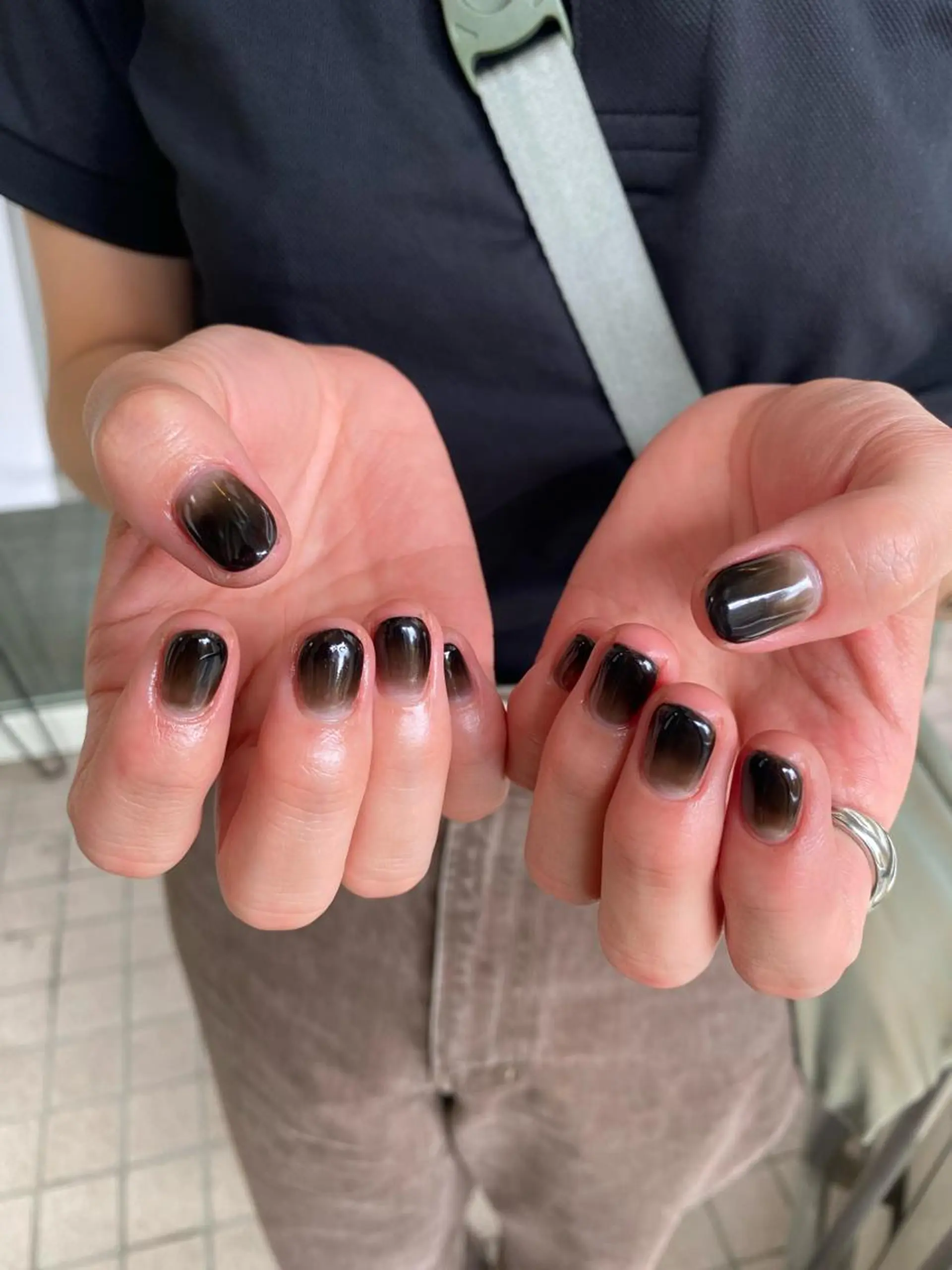 ネイル グラデーション ハンドネイル nable.所属・栗林 実莉のネイルデザイン