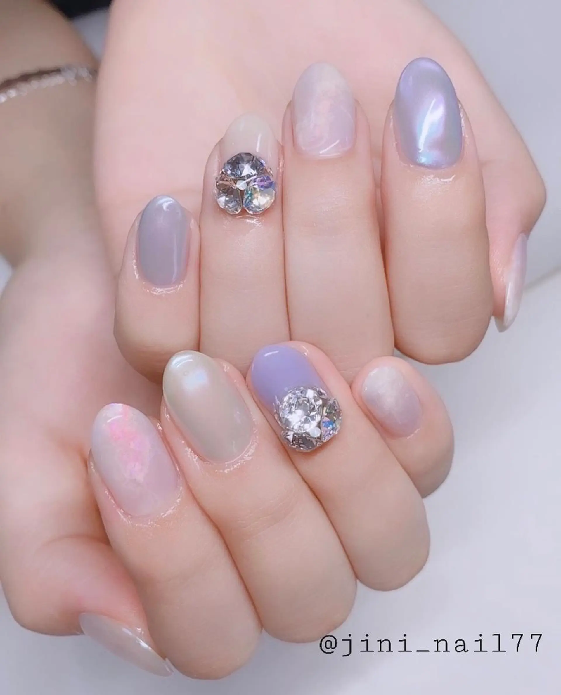 ネイル ハンドネイル JINI NAIL所属・ジニ ネイルのネイルデザイン