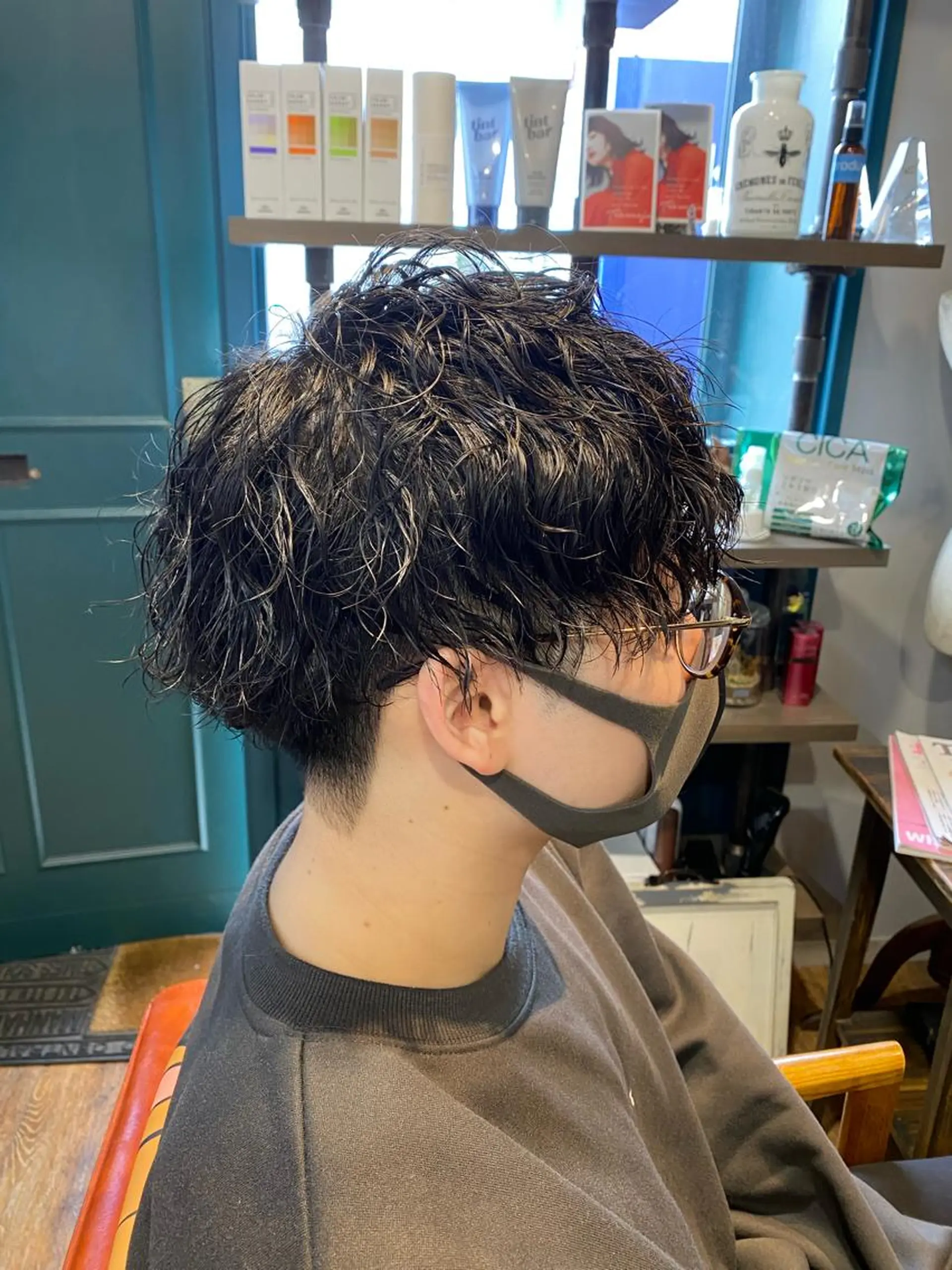 ショート パーマ メンズ メンズパーマ ツイストスパイラルパーマ スパイラルパーマ カット パーマ ヘッドスパ ヘアセット HAIR STUDIO  buzz所属・金子 富士のヘアスタイル