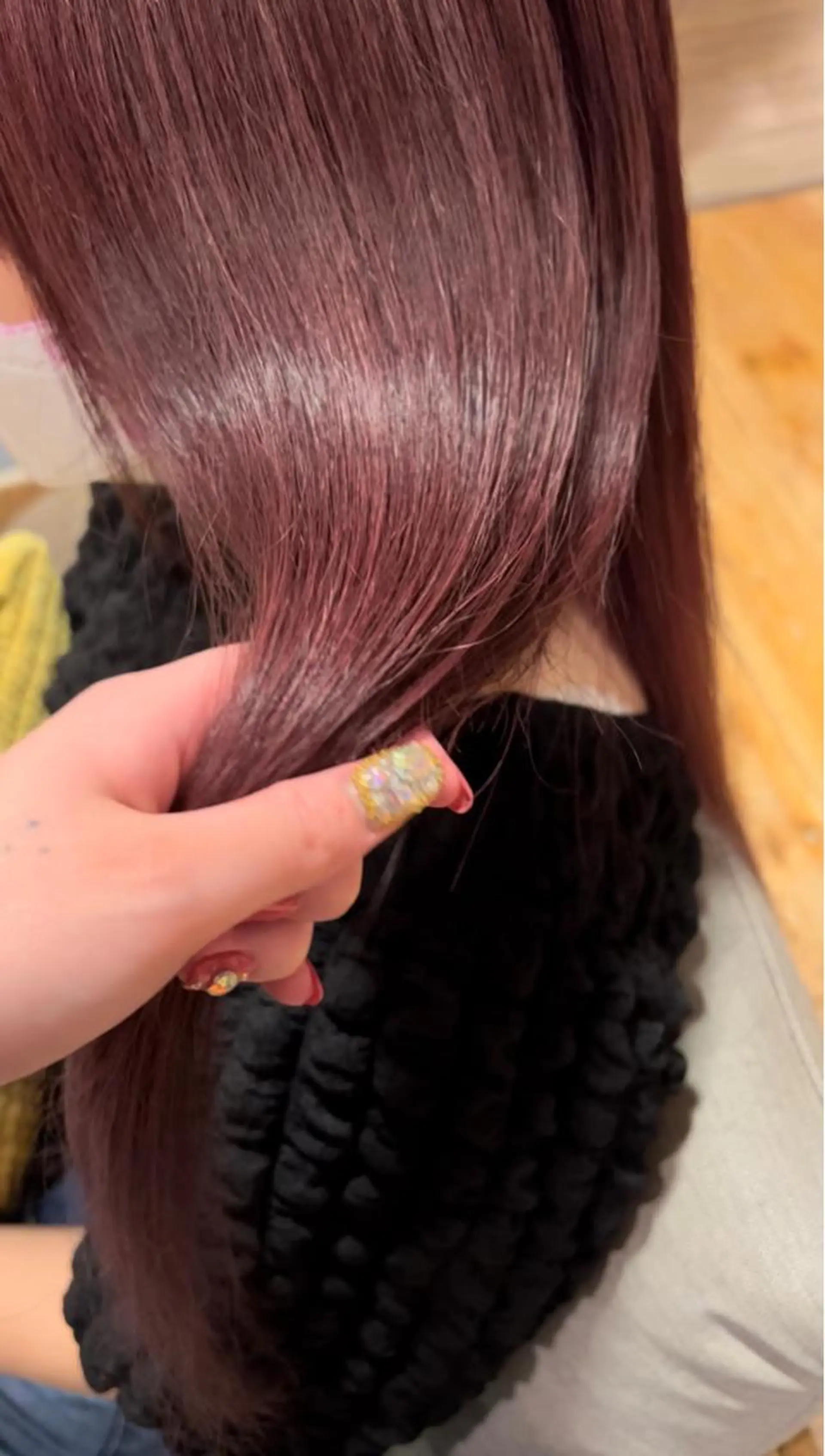 ロング ヘアカラー ハイトーン/ ダブルカラー/透明感のヘアスタイル