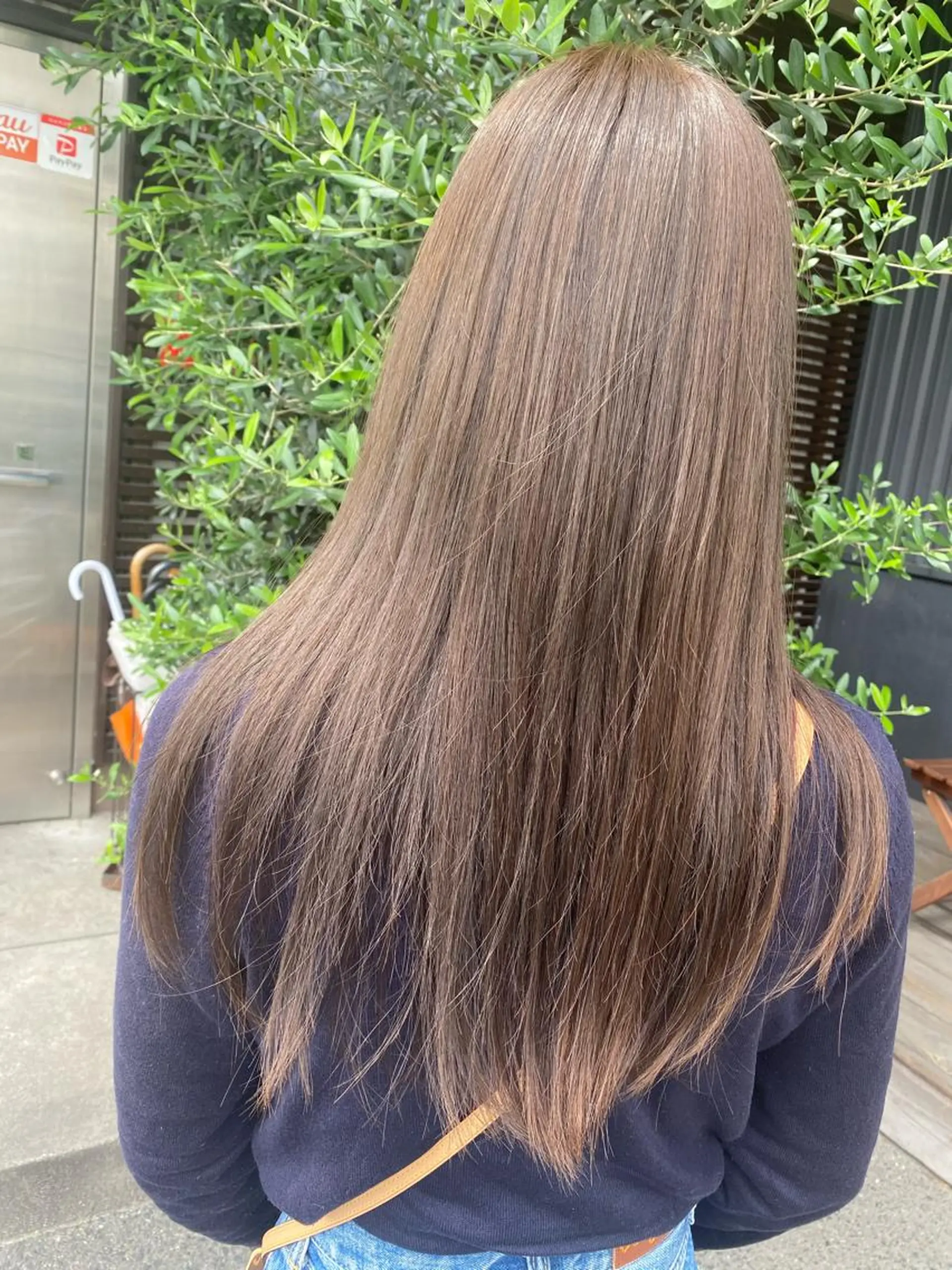 セミロング BRAS ナカガワのヘアスタイル