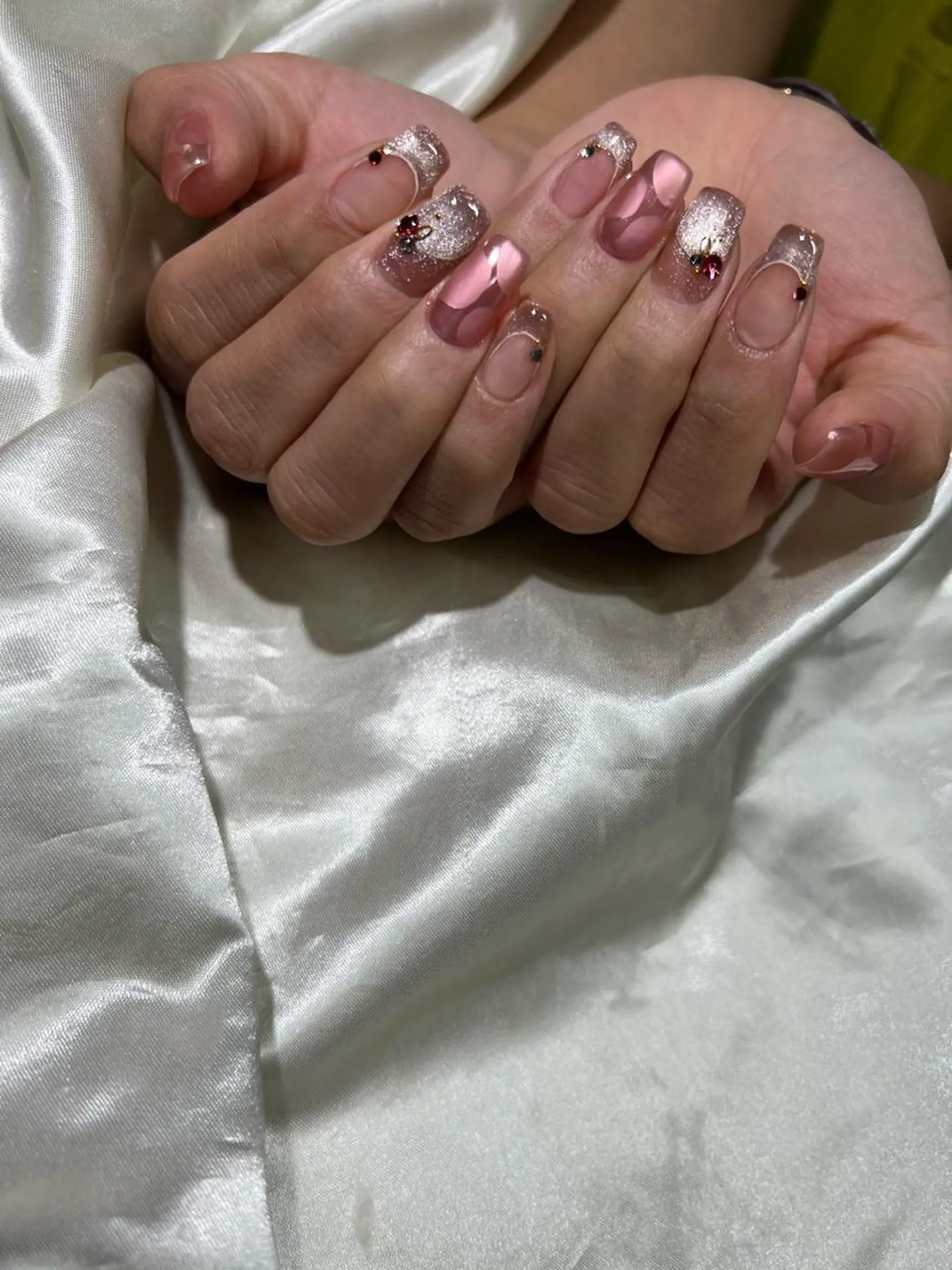 ネイル 持ち込み ニュアンスネイル Charme. NOBUKOのネイルデザイン